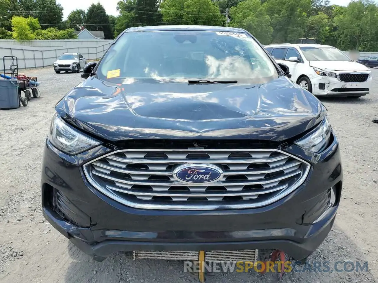 5 Photograph of a damaged car 2FMPK4J98NBA30734 FORD EDGE 2022