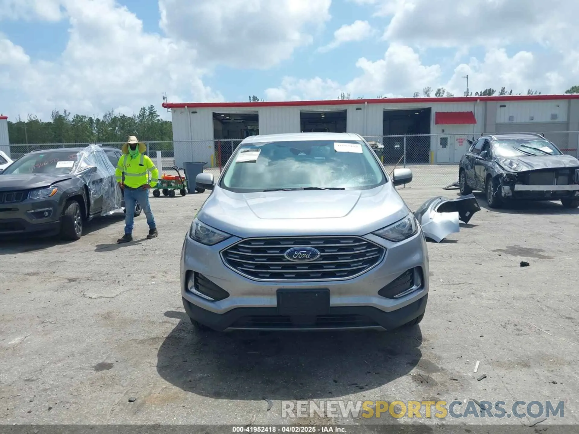 13 Фотография поврежденного автомобиля 2FMPK4J98NBA53639 FORD EDGE 2022