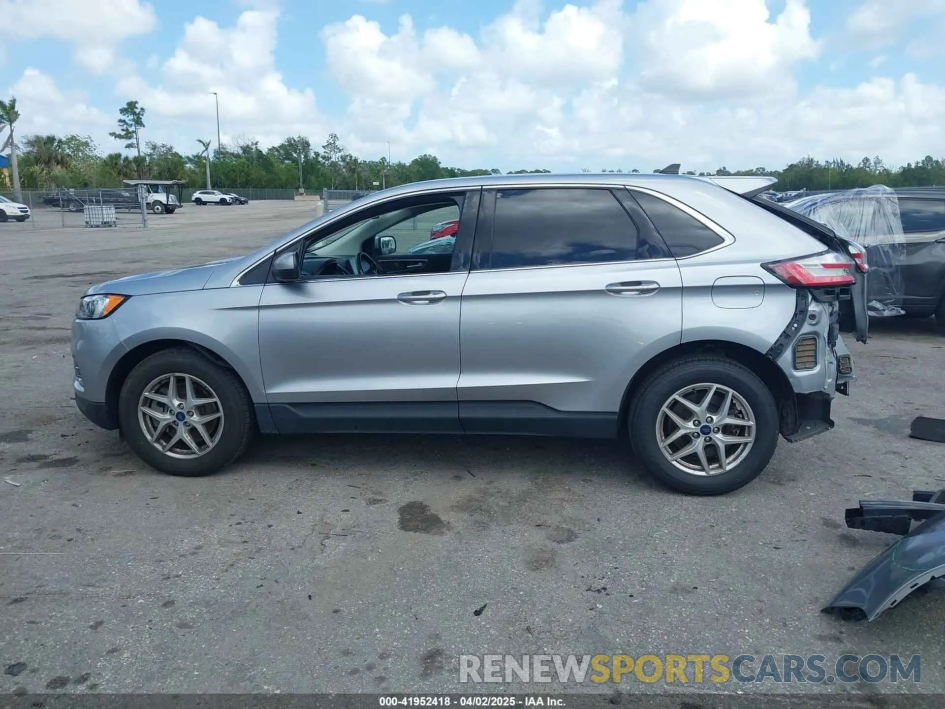 15 Фотография поврежденного автомобиля 2FMPK4J98NBA53639 FORD EDGE 2022