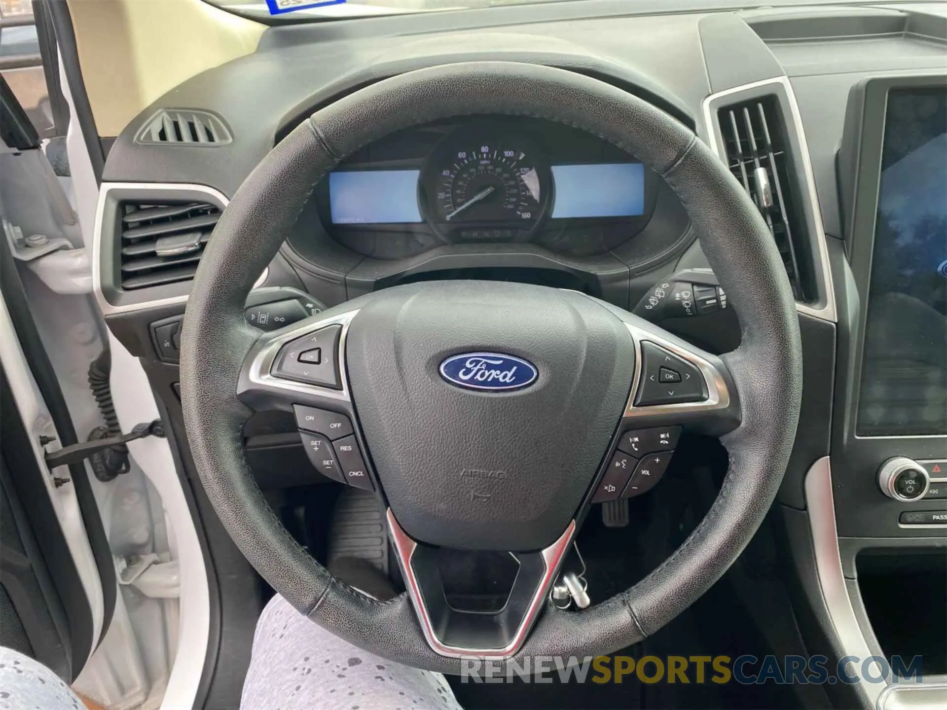 6 Photograph of a damaged car 2FMPK4J98NBA62860 FORD EDGE 2022