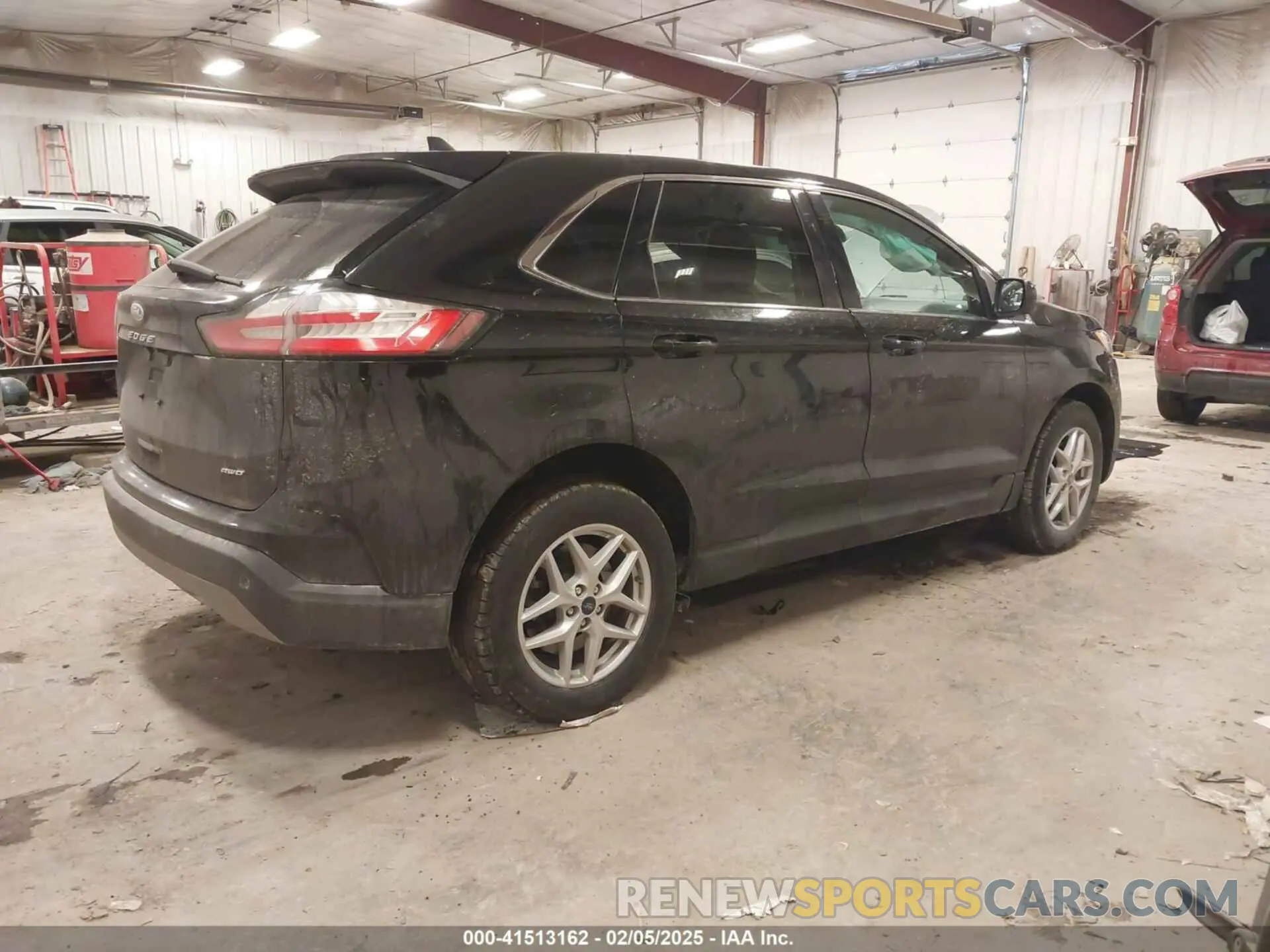 4 Photograph of a damaged car 2FMPK4J99NBA08564 FORD EDGE 2022