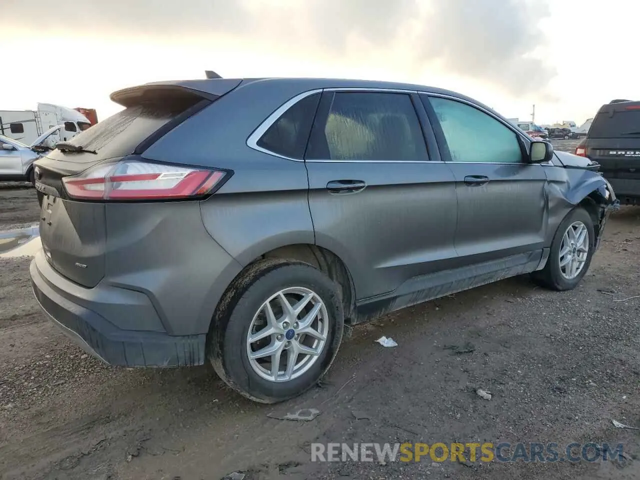 3 Фотография поврежденного автомобиля 2FMPK4J99NBA53858 FORD EDGE 2022