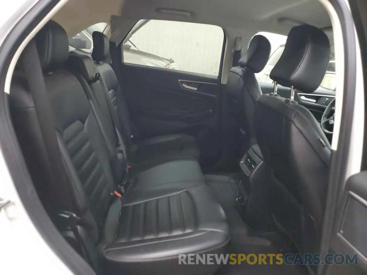 11 Фотография поврежденного автомобиля 2FMPK4J99NBA62012 FORD EDGE 2022