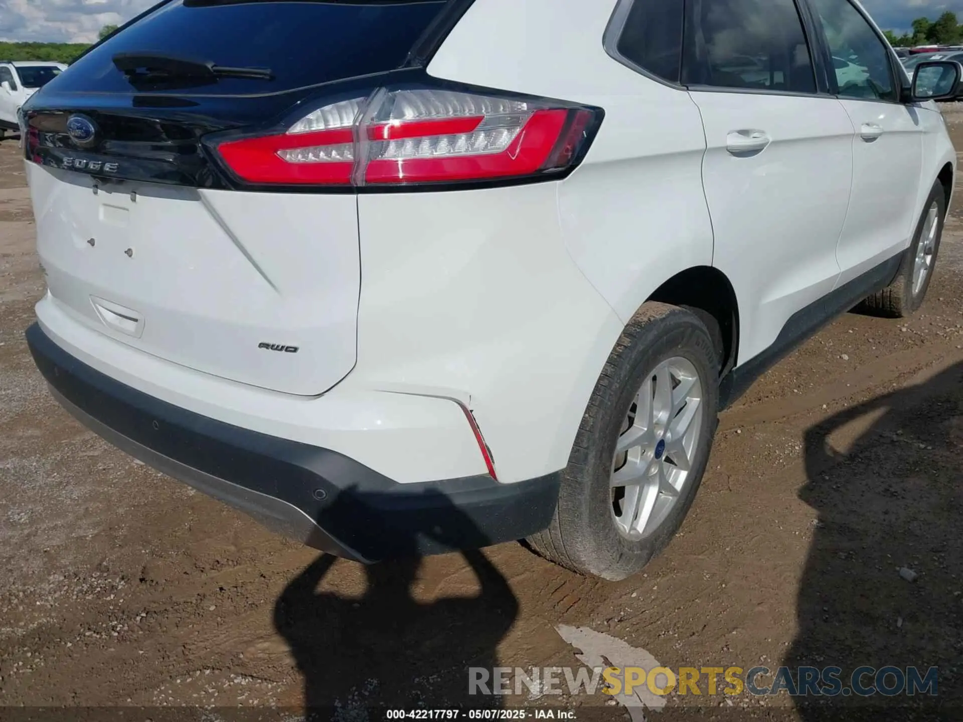 17 Фотография поврежденного автомобиля 2FMPK4J99NBA63502 FORD EDGE 2022