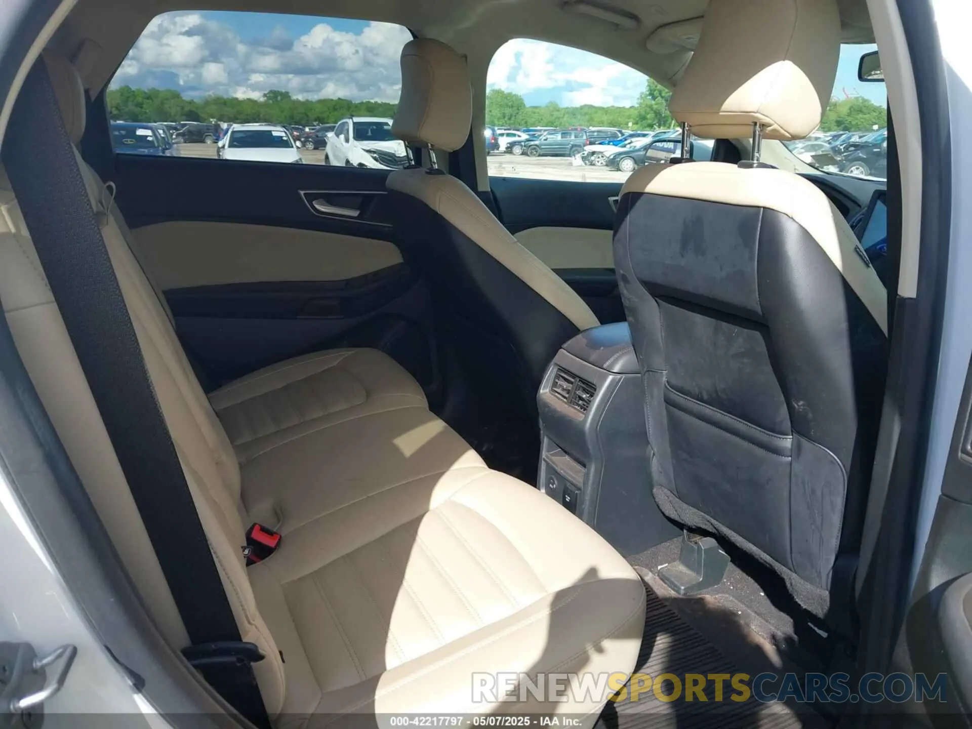 8 Фотография поврежденного автомобиля 2FMPK4J99NBA63502 FORD EDGE 2022