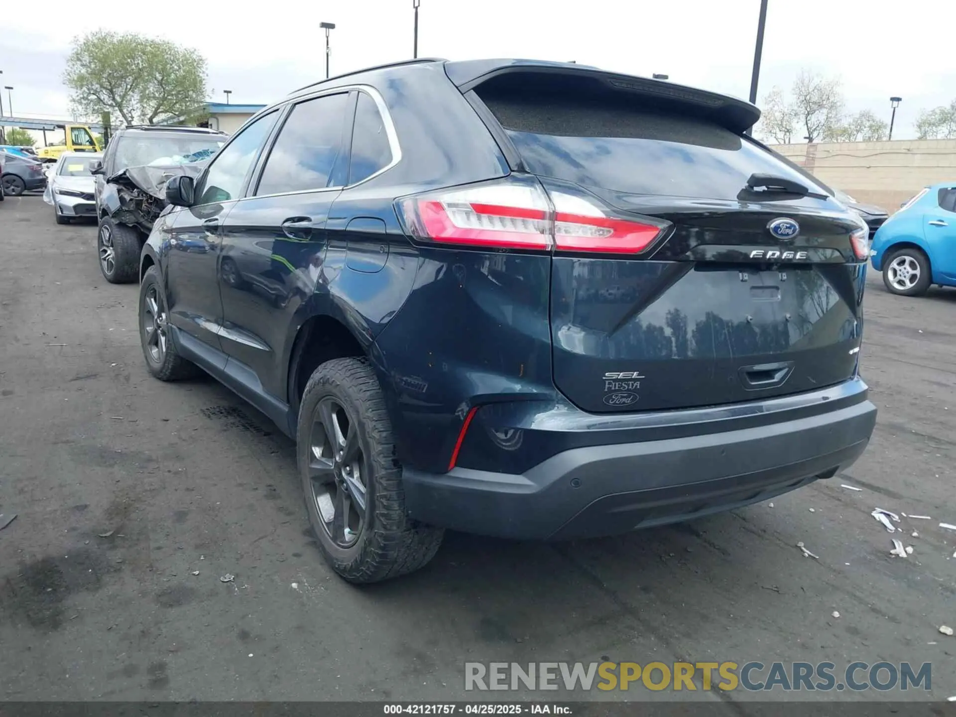 3 Фотография поврежденного автомобиля 2FMPK4J9XNBA02739 FORD EDGE 2022