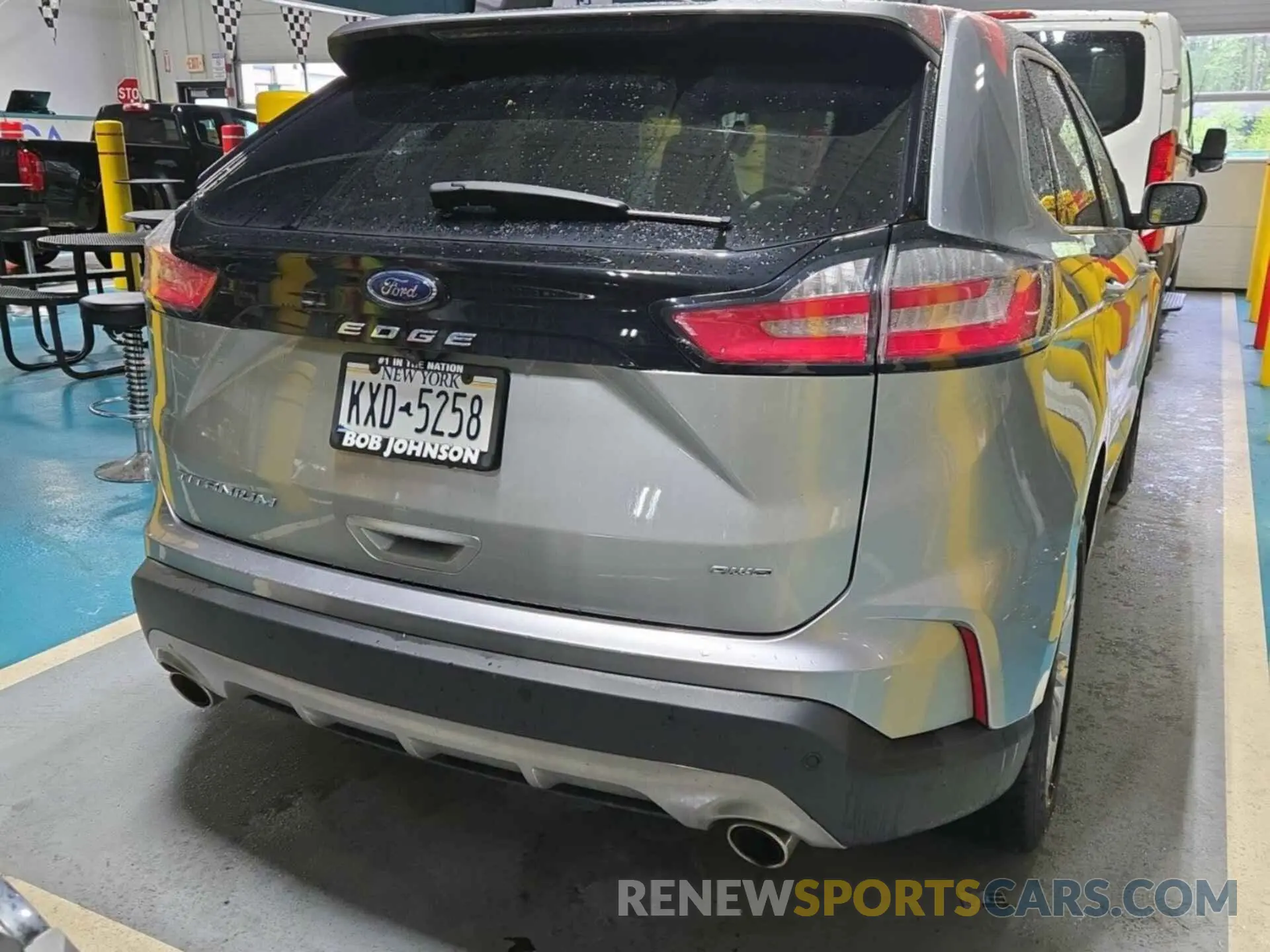 9 Photograph of a damaged car 2FMPK4K90NBA81790 FORD EDGE 2022