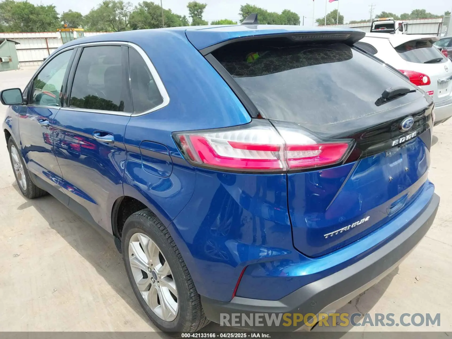 3 Фотография поврежденного автомобиля 2FMPK4K90NBA94541 FORD EDGE 2022