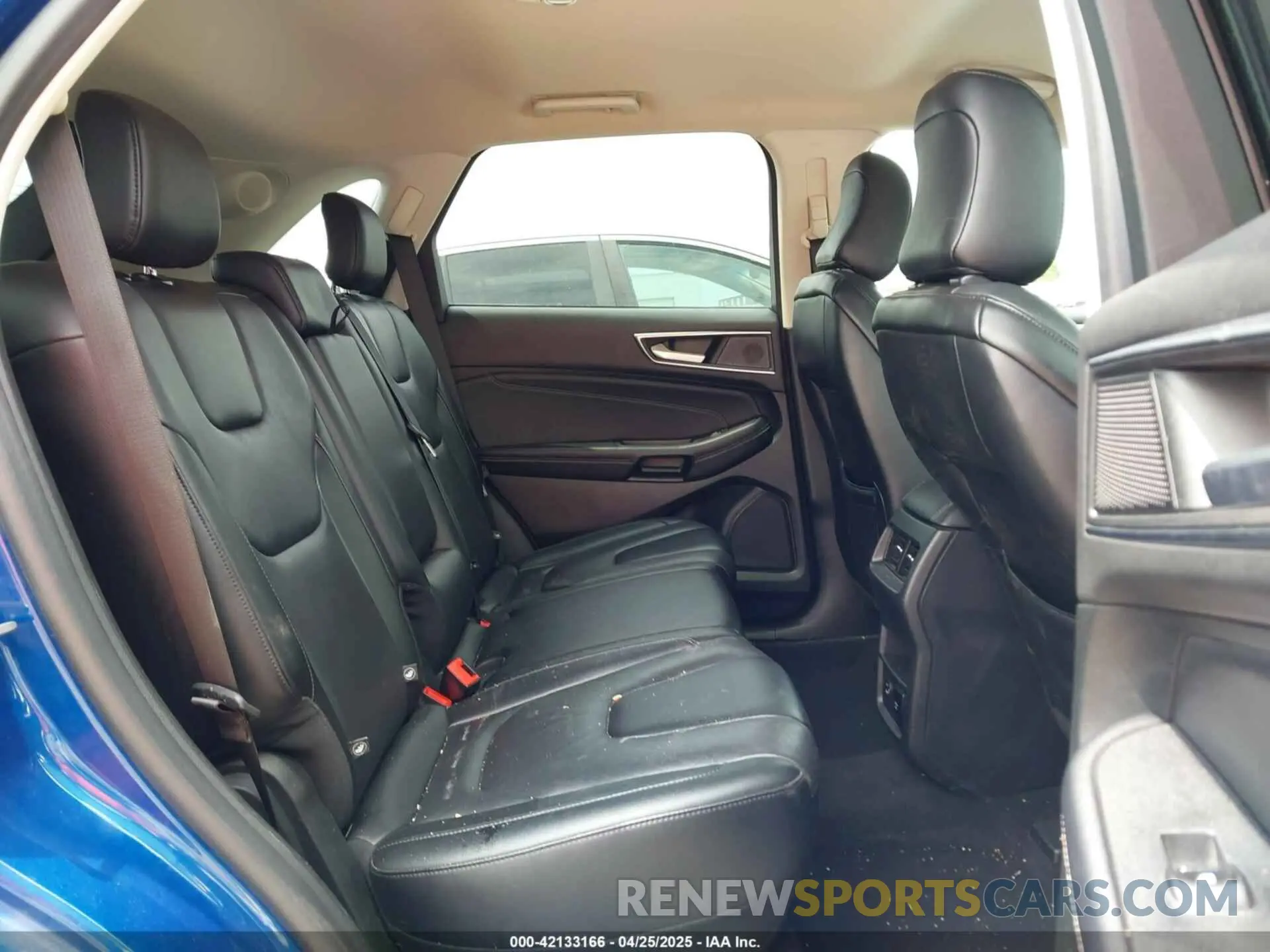8 Фотография поврежденного автомобиля 2FMPK4K90NBA94541 FORD EDGE 2022