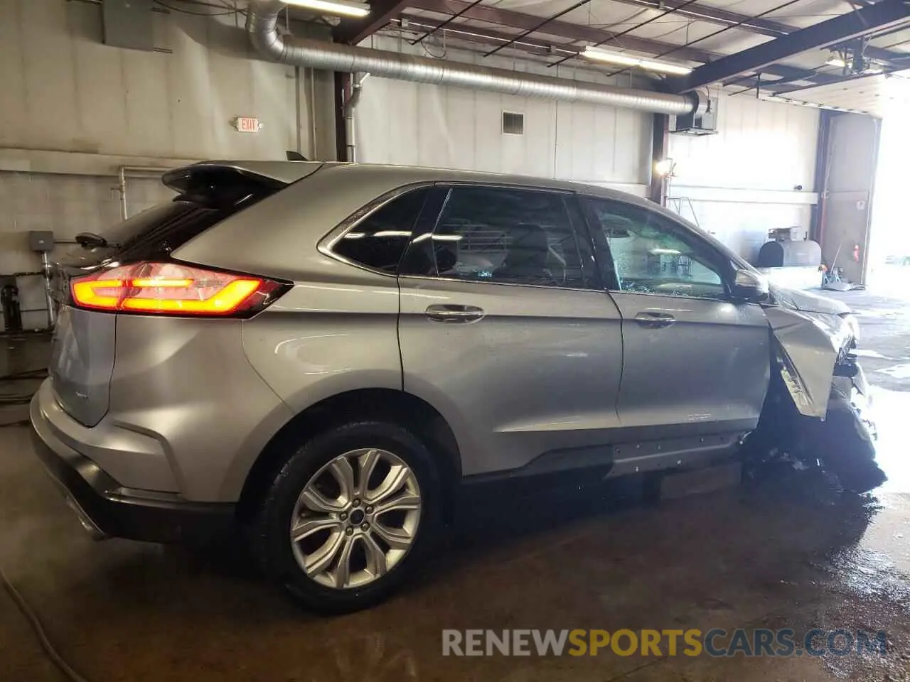 3 Photograph of a damaged car 2FMPK4K91NBA35207 FORD EDGE 2022