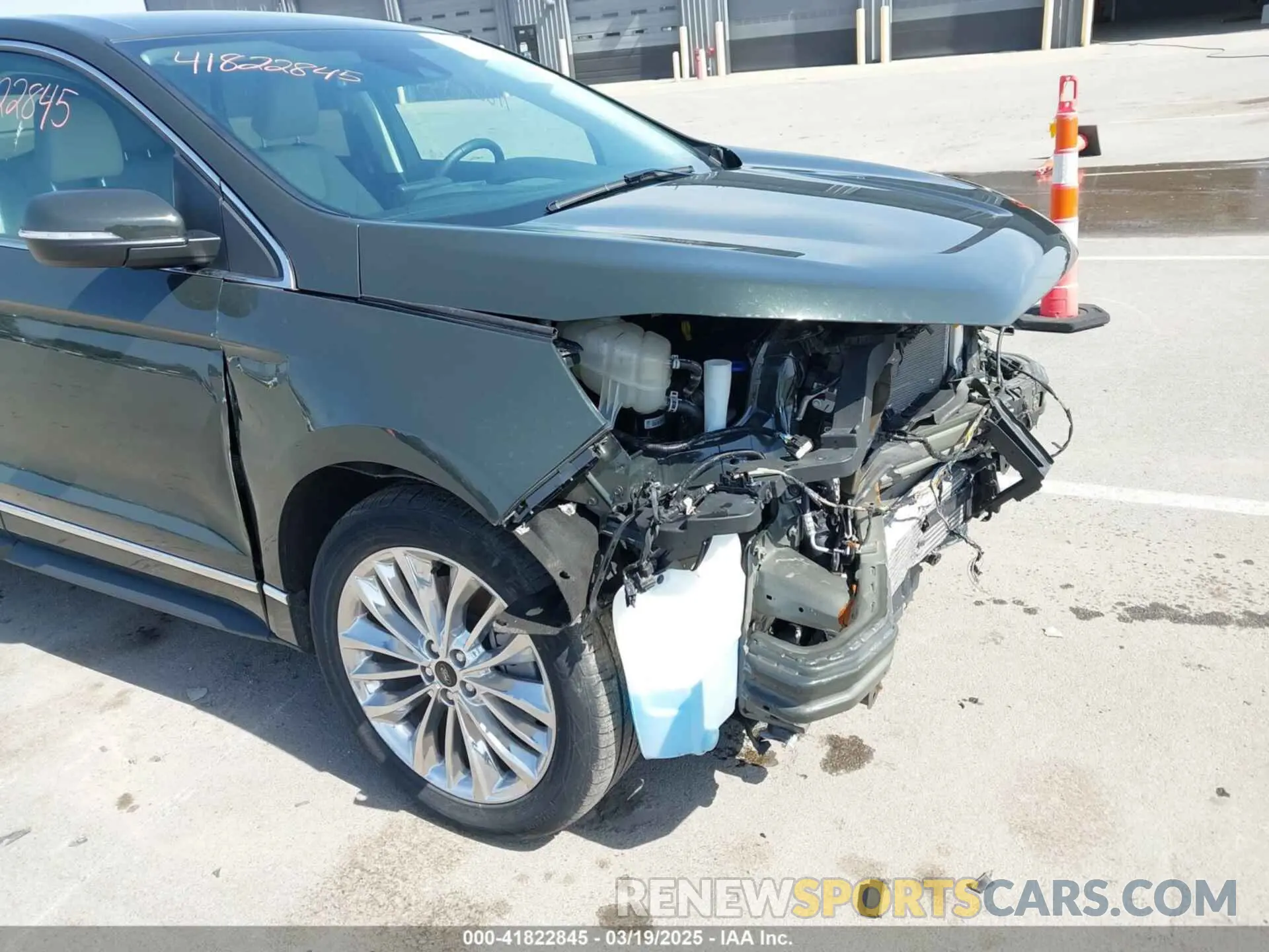 18 Photograph of a damaged car 2FMPK4K91NBA56560 FORD EDGE 2022