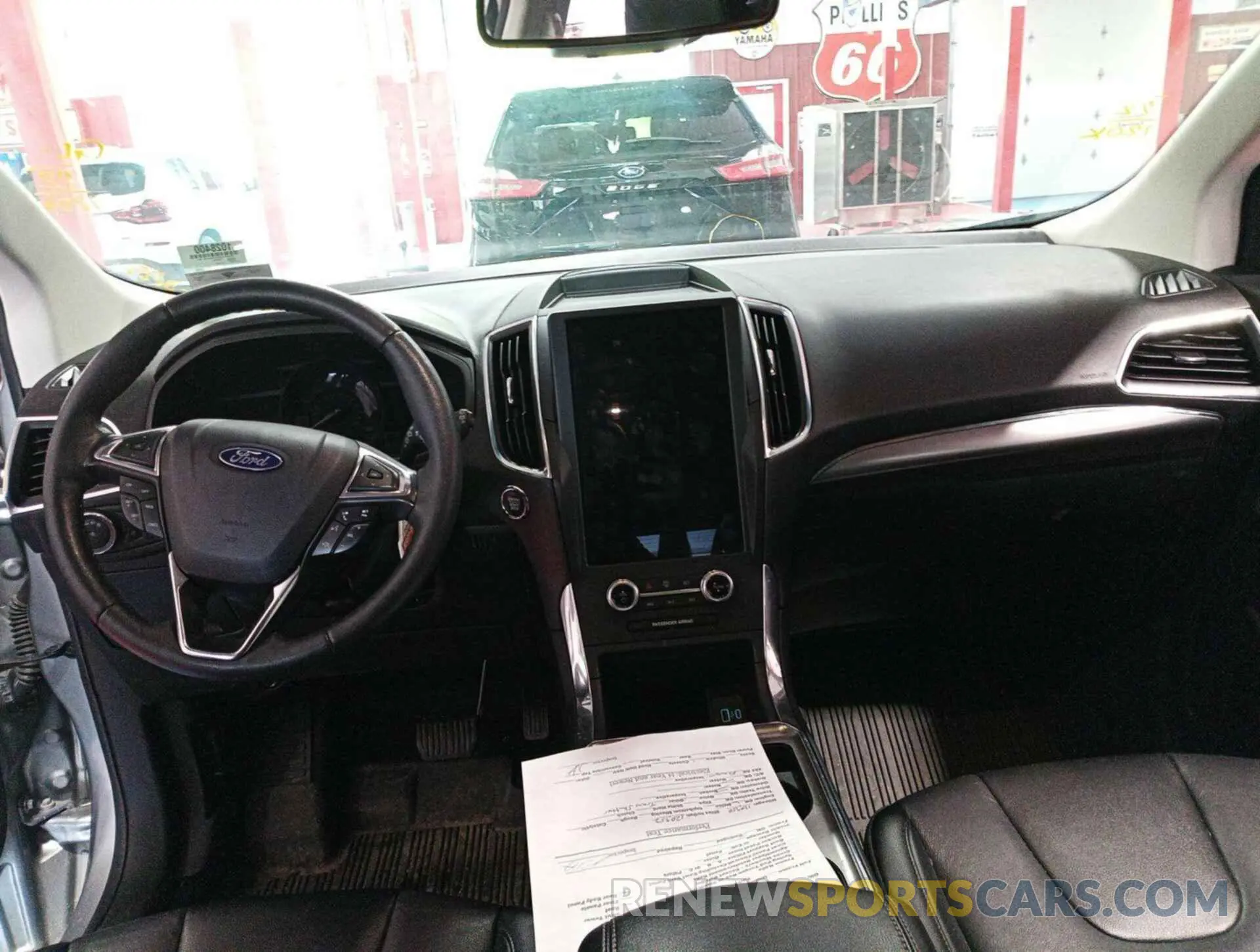 17 Photograph of a damaged car 2FMPK4K93NBA81363 FORD EDGE 2022