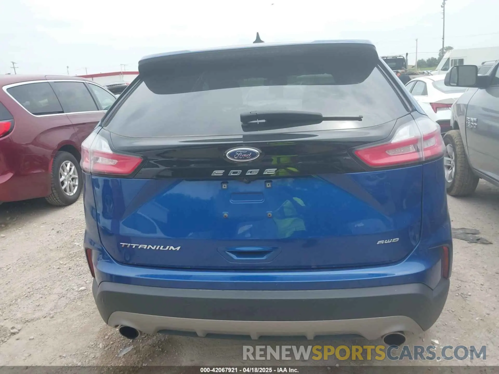 16 Photograph of a damaged car 2FMPK4K93NBA94971 FORD EDGE 2022