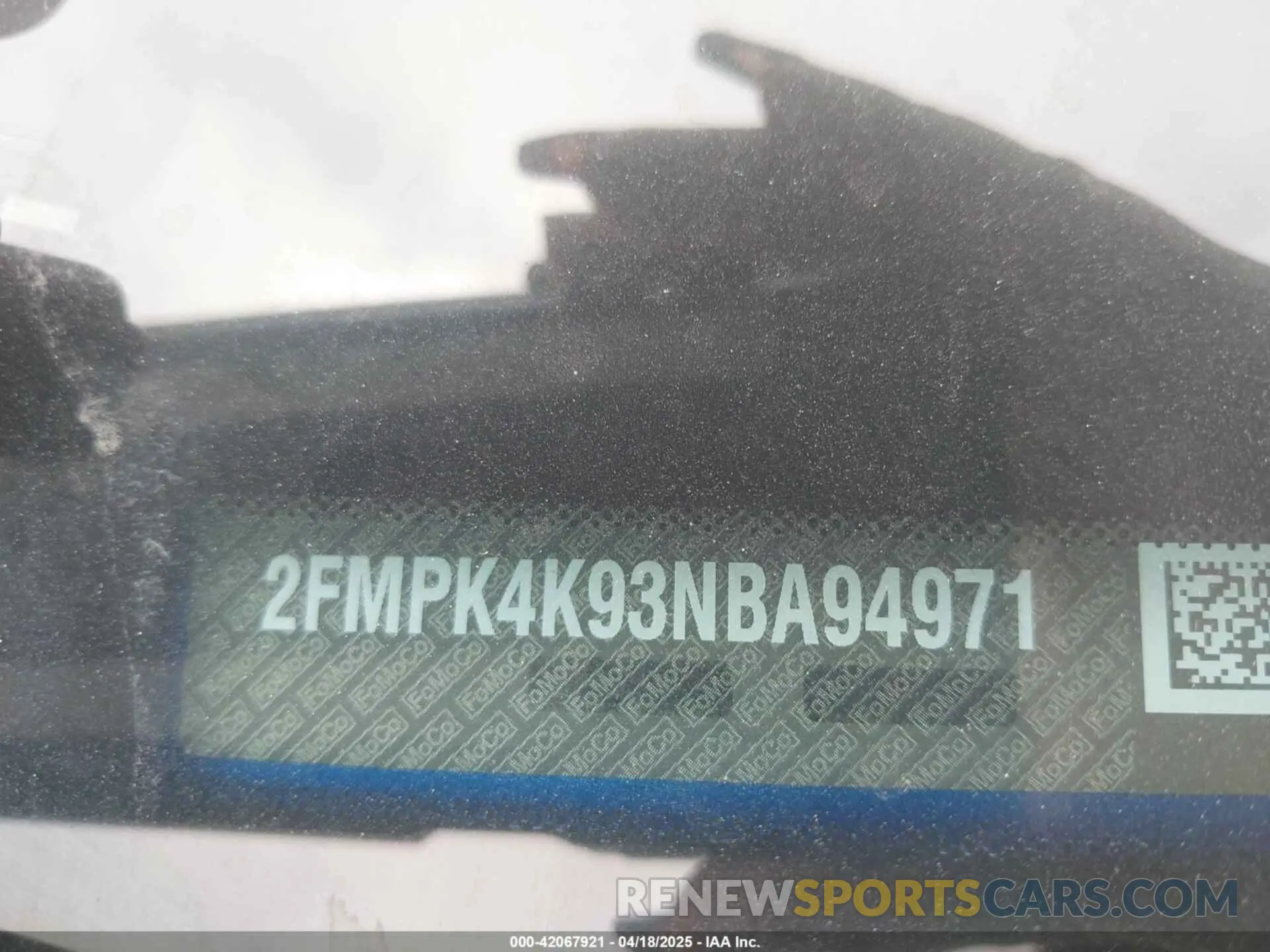 9 Photograph of a damaged car 2FMPK4K93NBA94971 FORD EDGE 2022