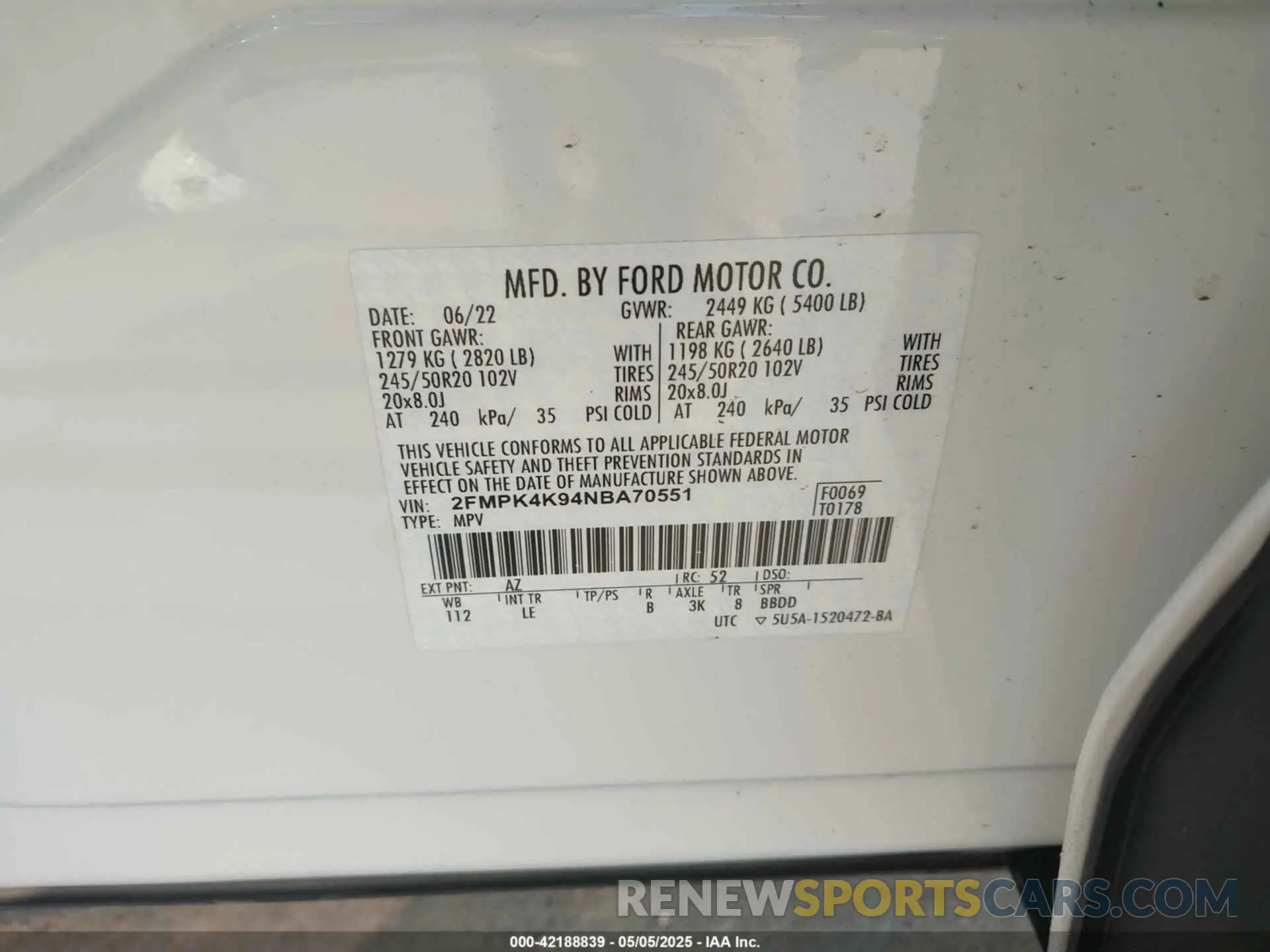 9 Photograph of a damaged car 2FMPK4K94NBA70551 FORD EDGE 2022
