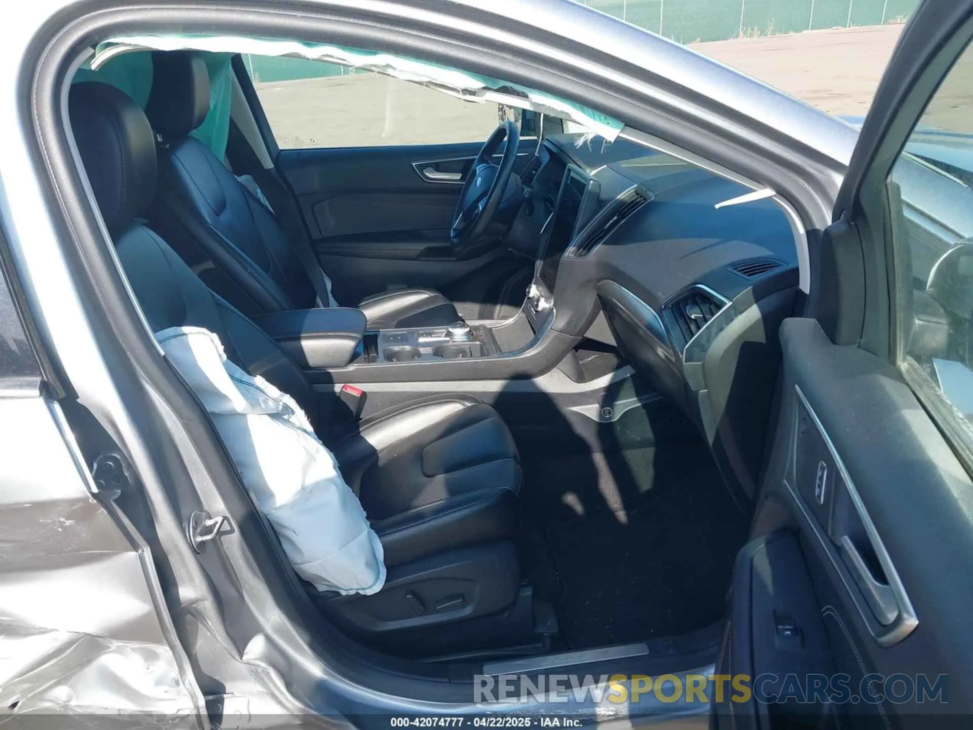 5 Фотография поврежденного автомобиля 2FMPK4K95NBA33637 FORD EDGE 2022