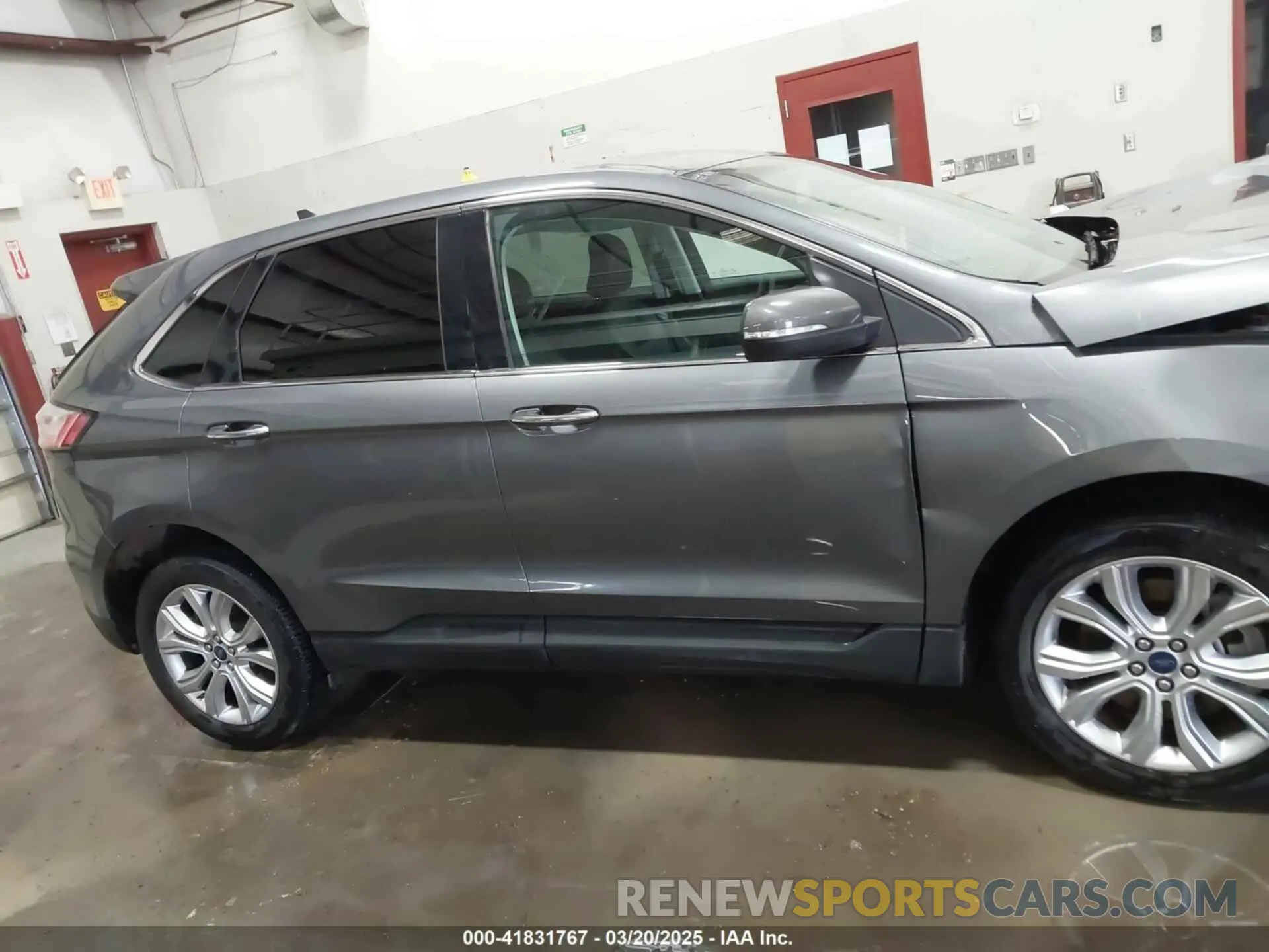 13 Photograph of a damaged car 2FMPK4K95NBA37672 FORD EDGE 2022