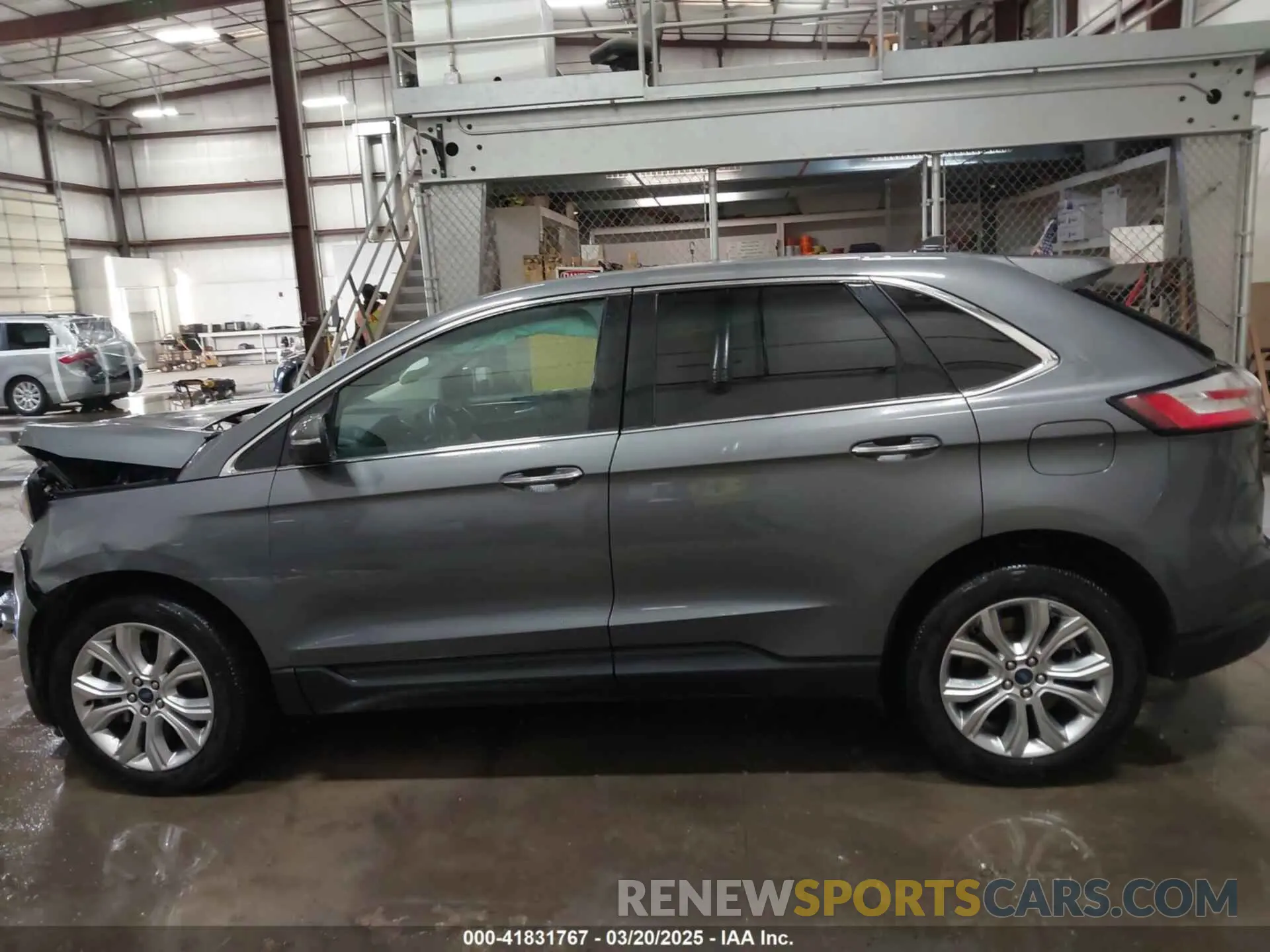 14 Photograph of a damaged car 2FMPK4K95NBA37672 FORD EDGE 2022