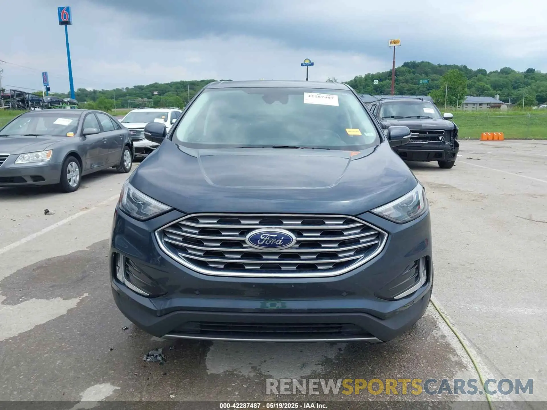 12 Photograph of a damaged car 2FMPK4K95NBB07932 FORD EDGE 2022