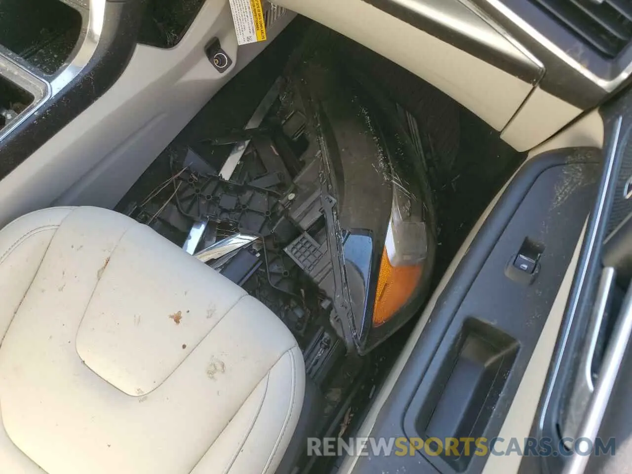 13 Фотография поврежденного автомобиля 2FMPK4K95NBB14640 FORD EDGE 2022