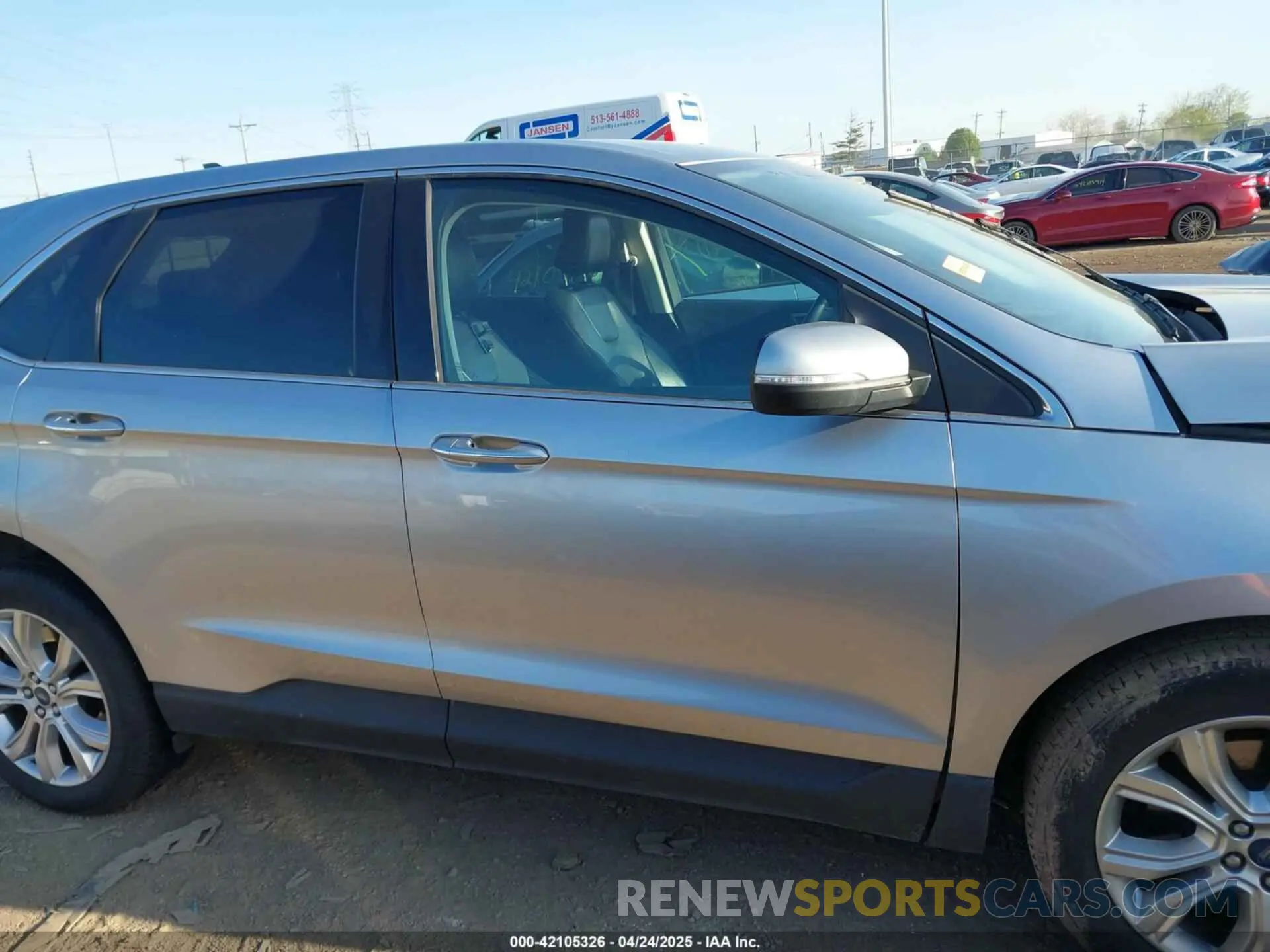 13 Photograph of a damaged car 2FMPK4K96NBA38989 FORD EDGE 2022
