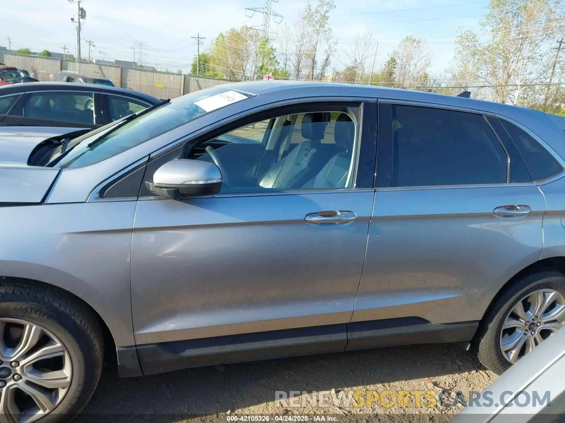 14 Photograph of a damaged car 2FMPK4K96NBA38989 FORD EDGE 2022