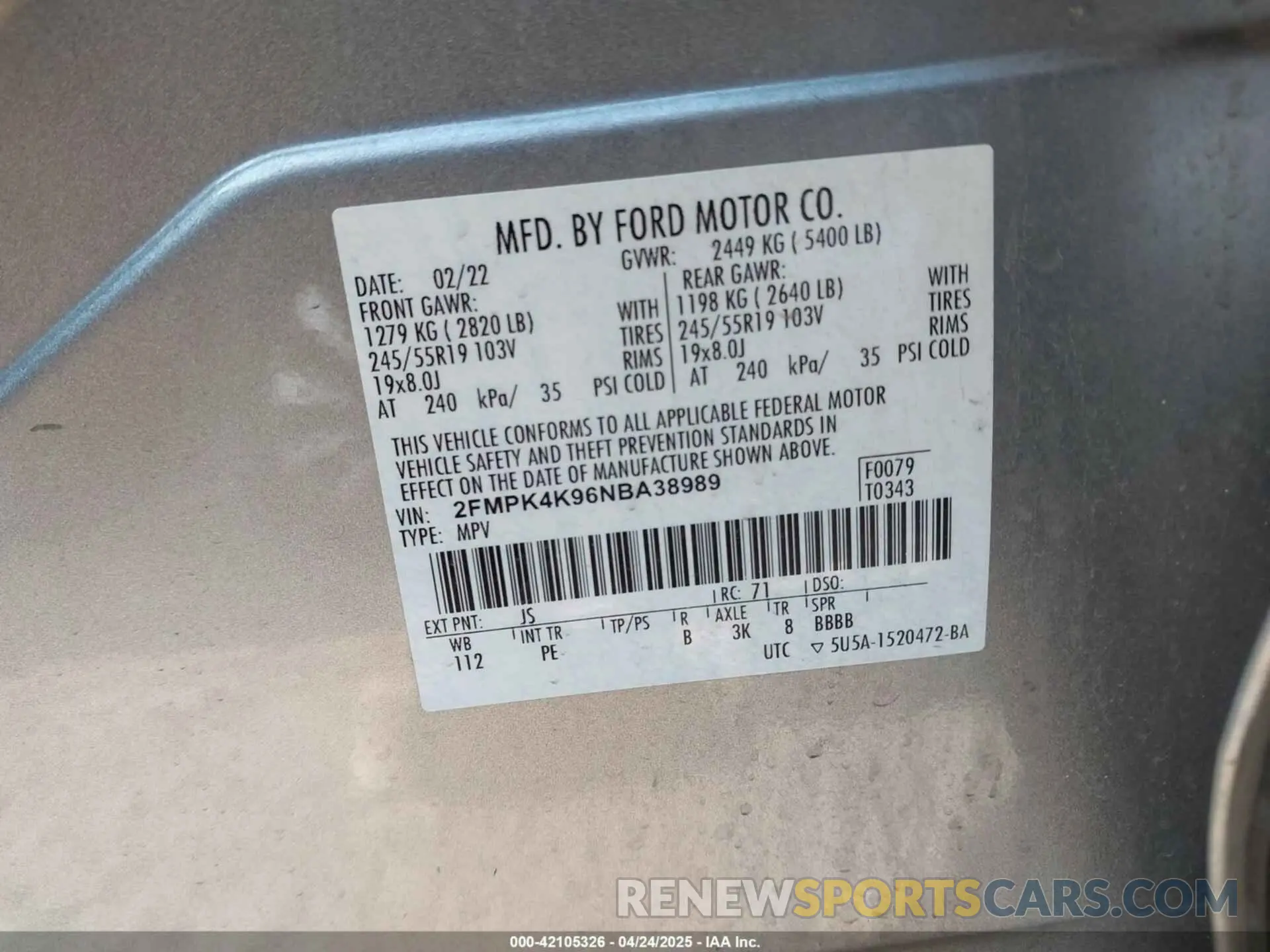 9 Photograph of a damaged car 2FMPK4K96NBA38989 FORD EDGE 2022