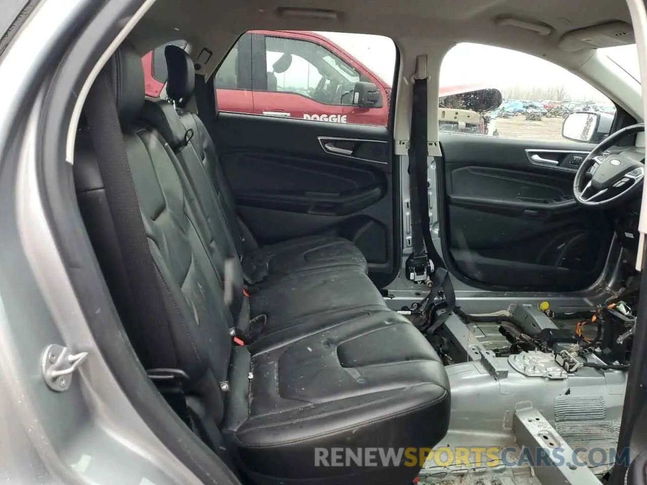 11 Photograph of a damaged car 2FMPK4K97NBB07916 FORD EDGE 2022