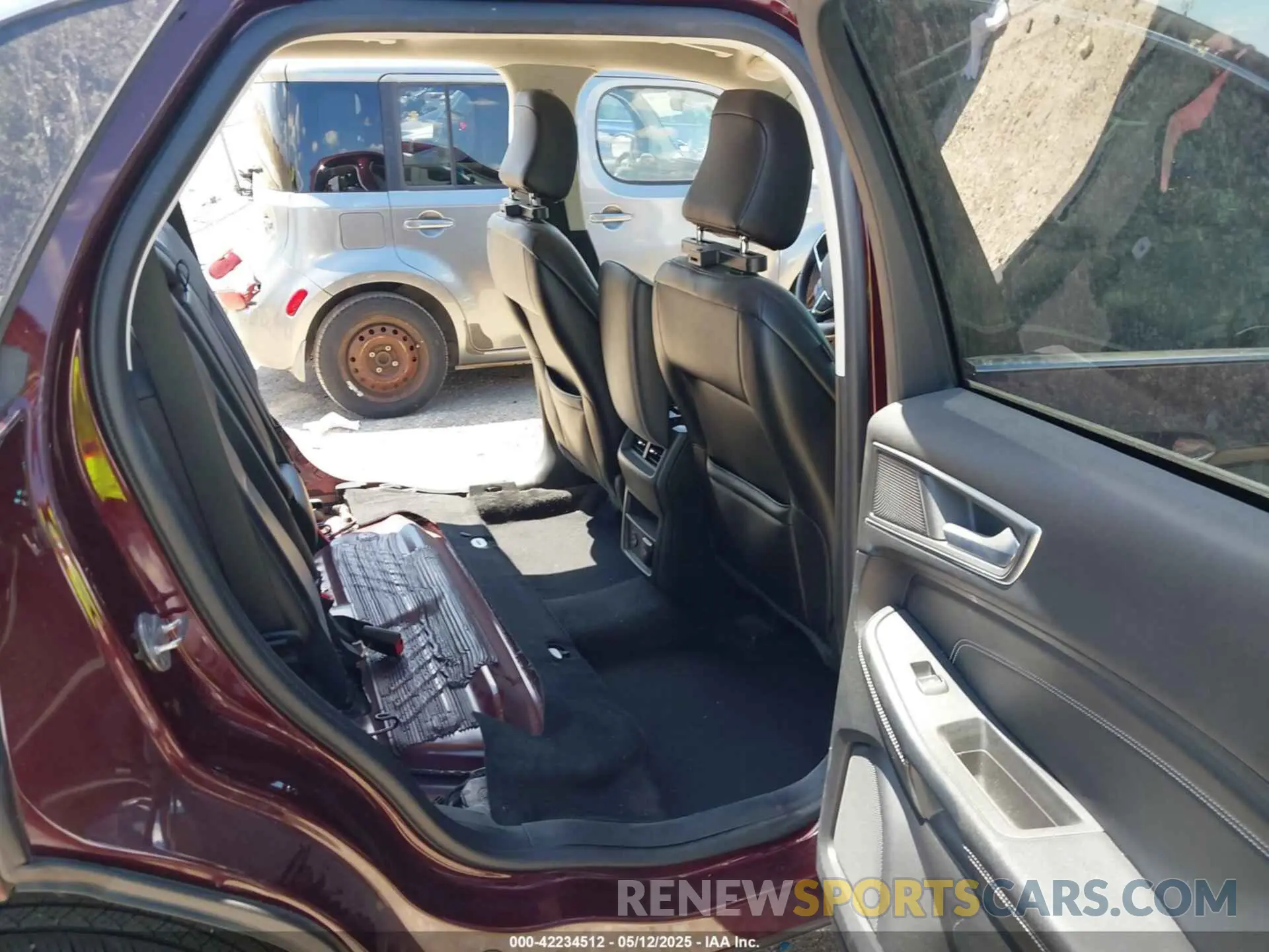 8 Photograph of a damaged car 2FMPK4K98NBA31512 FORD EDGE 2022