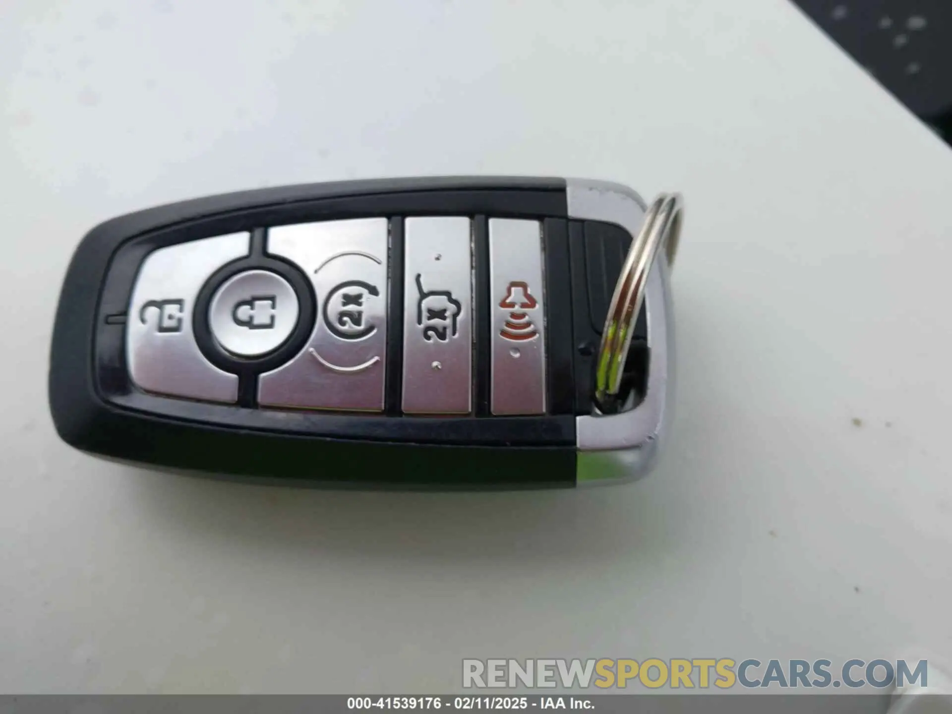 11 Фотография поврежденного автомобиля 2FMPK4K98NBA55700 FORD EDGE 2022