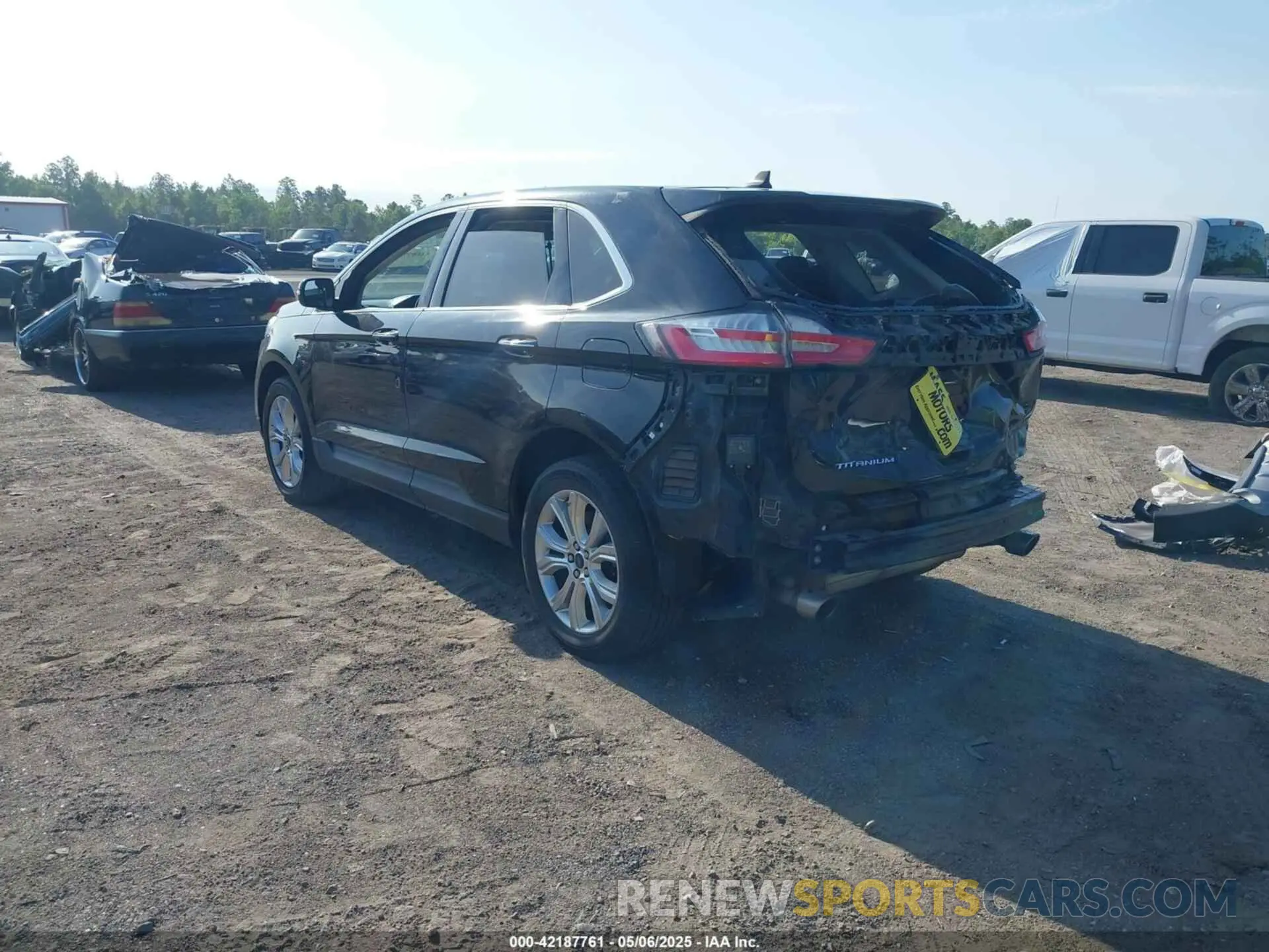 3 Photograph of a damaged car 2FMPK4K99NBA45354 FORD EDGE 2022
