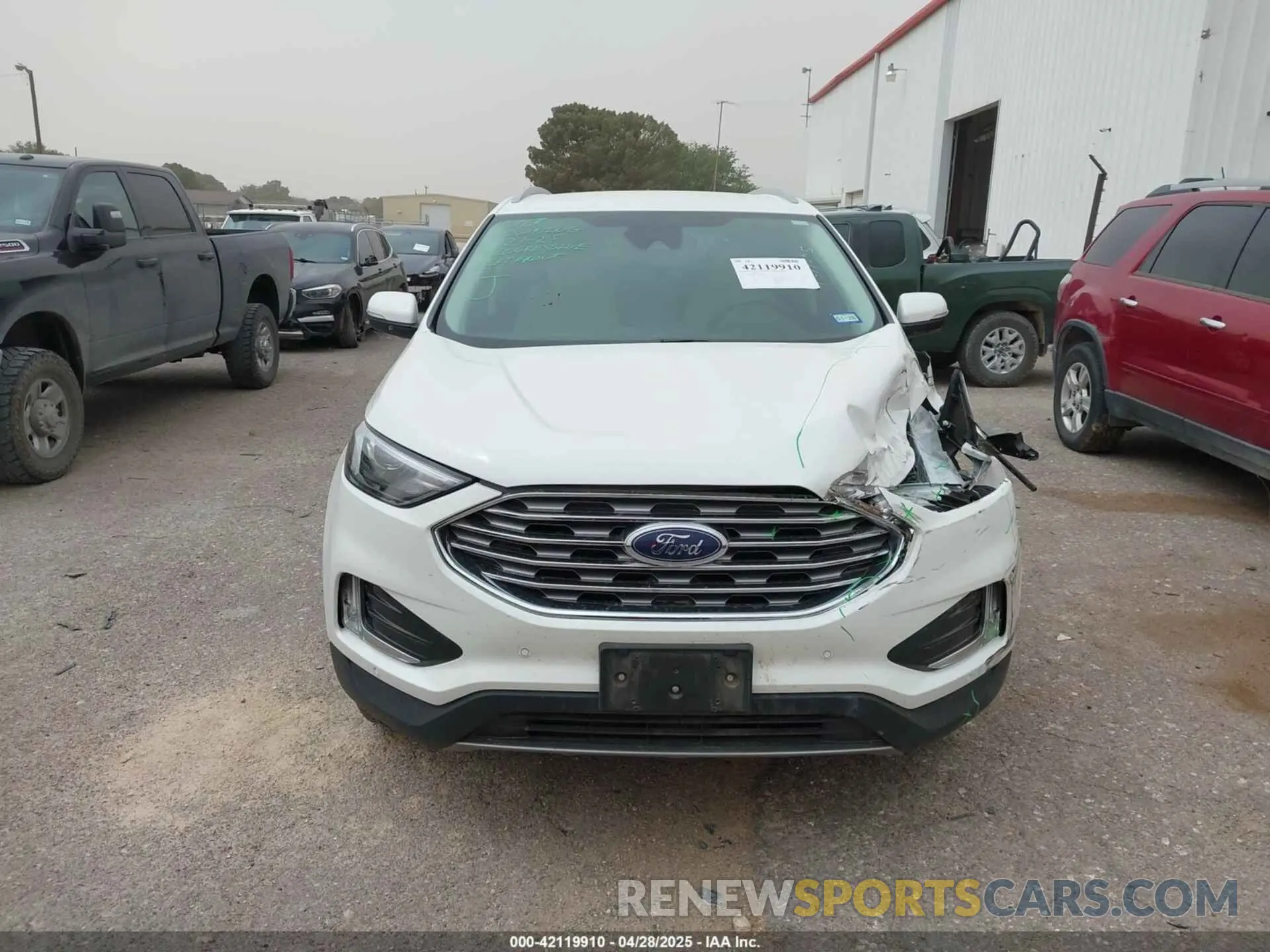 12 Photograph of a damaged car 2FMPK4K9XNBA79206 FORD EDGE 2022