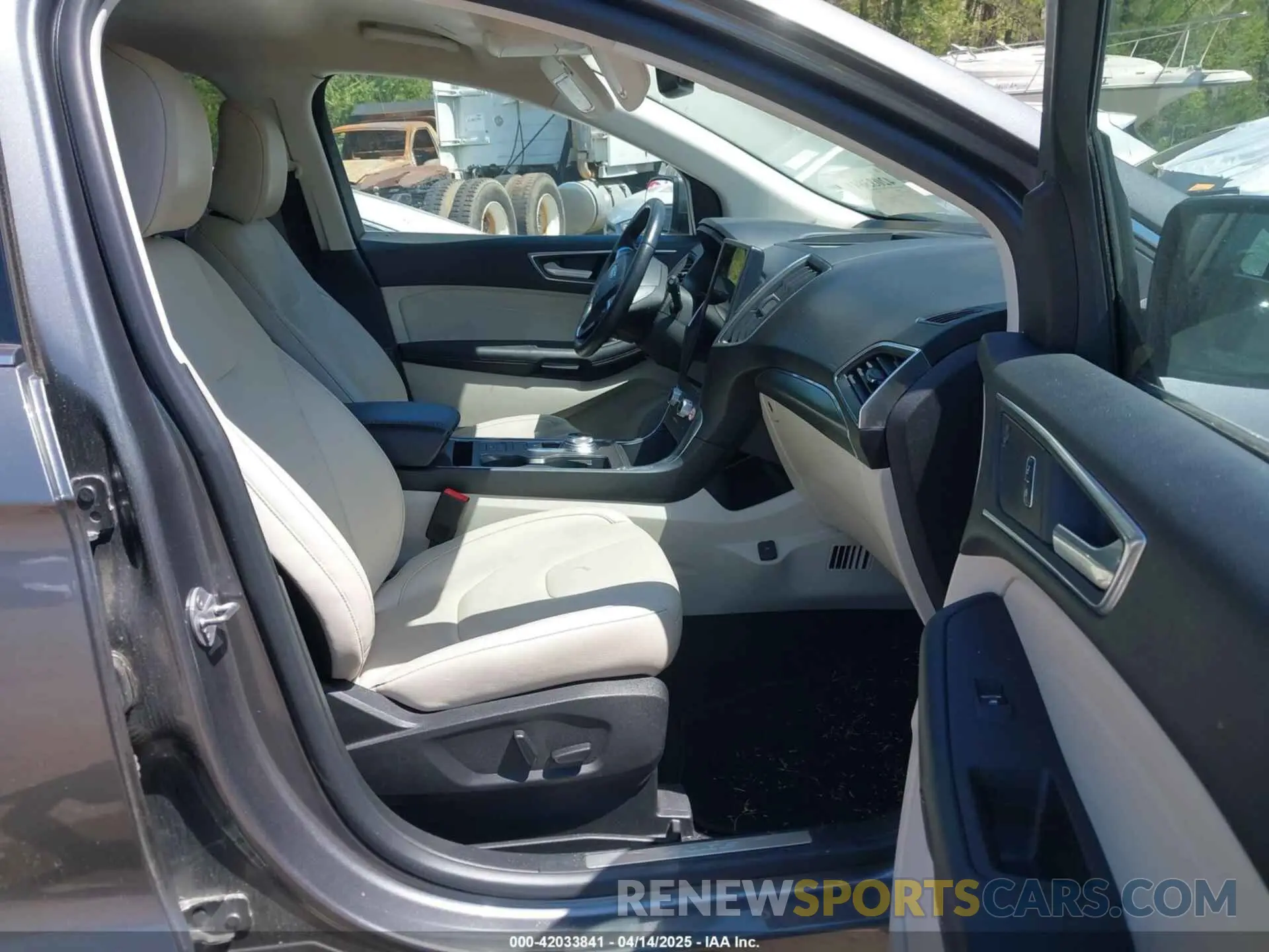 5 Фотография поврежденного автомобиля 2FMPK4K9XNBB05741 FORD EDGE 2022