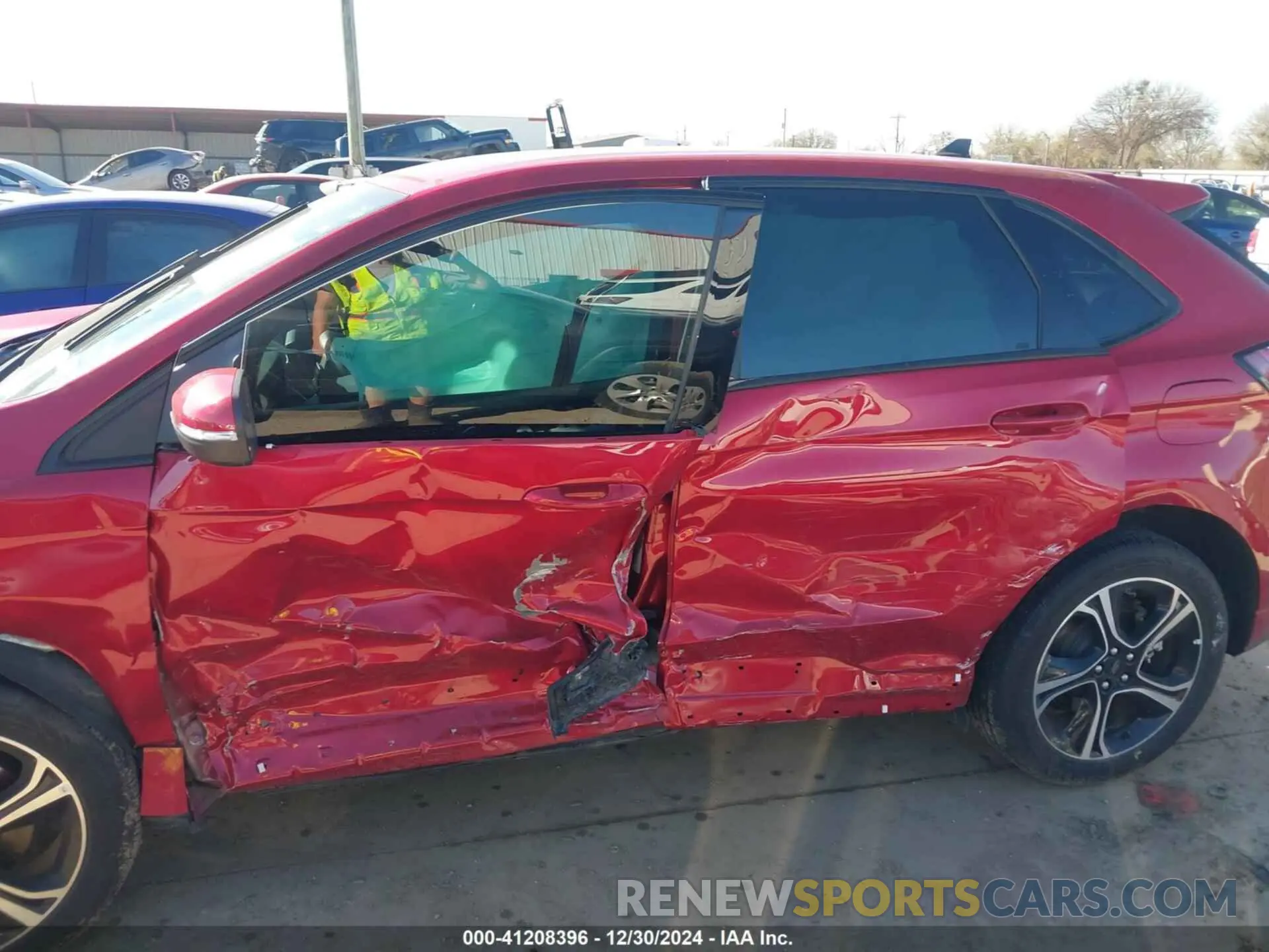 15 Photograph of a damaged car 2FMPK4AP7PBA48157 FORD EDGE 2023