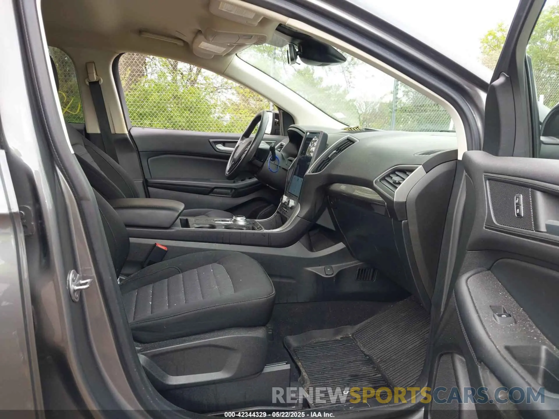 5 Photograph of a damaged car 2FMPK4G90PBA15235 FORD EDGE 2023