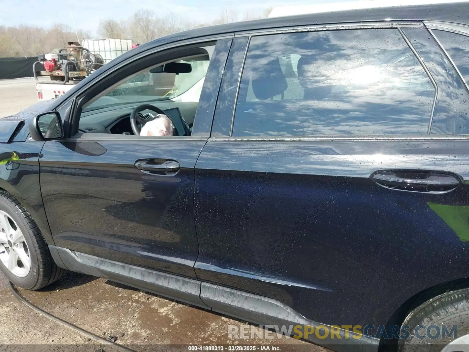15 Photograph of a damaged car 2FMPK4G99PBA52140 FORD EDGE 2023
