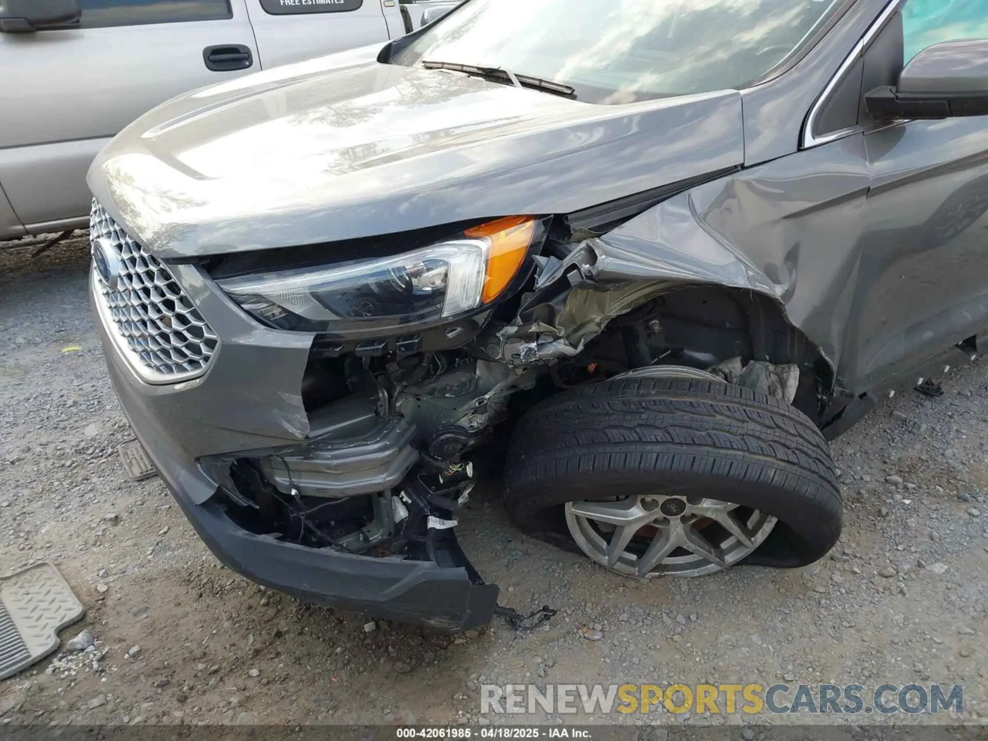6 Фотография поврежденного автомобиля 2FMPK4J92PBA24639 FORD EDGE 2023