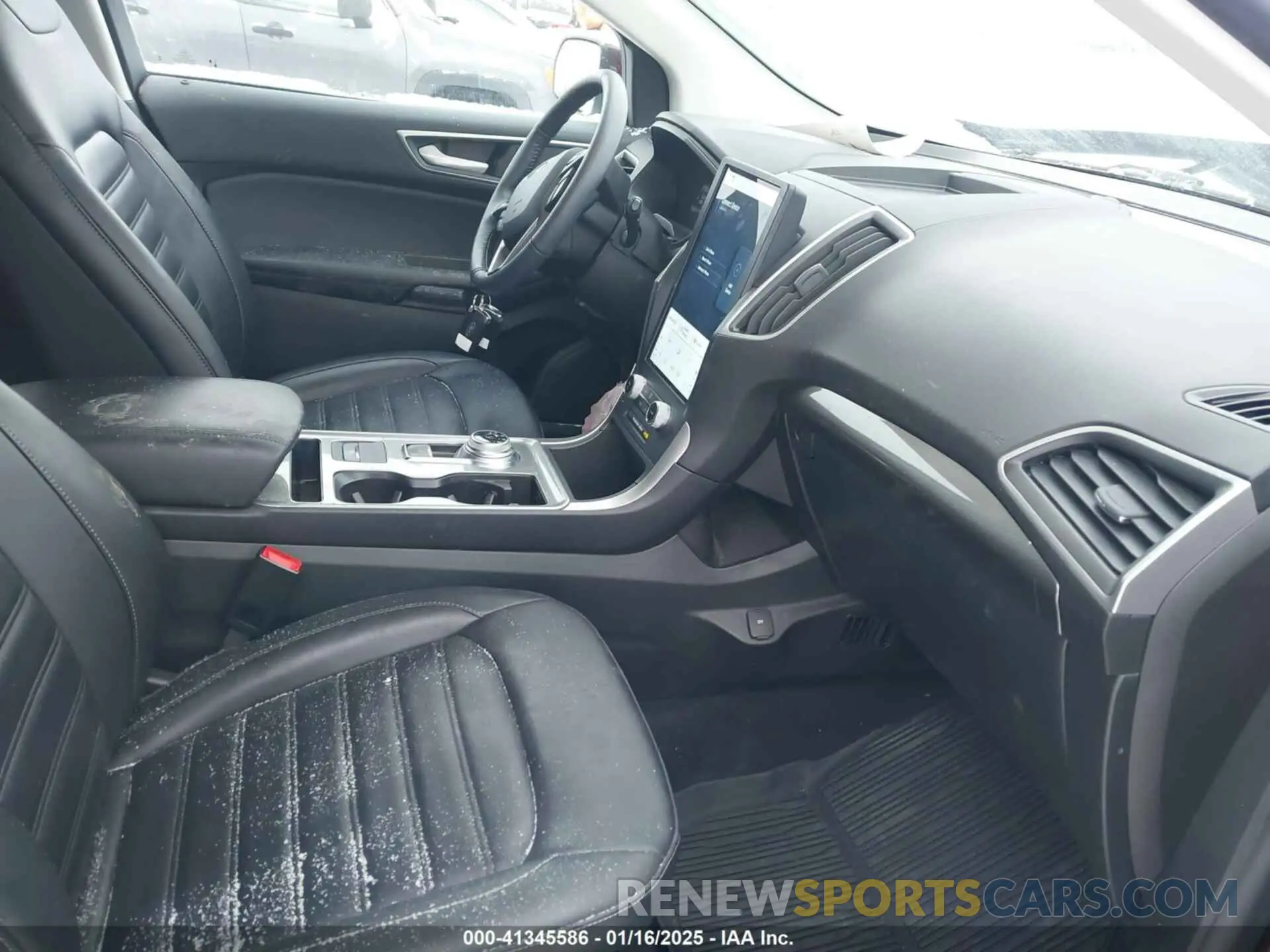 5 Photograph of a damaged car 2FMPK4J92PBA39528 FORD EDGE 2023