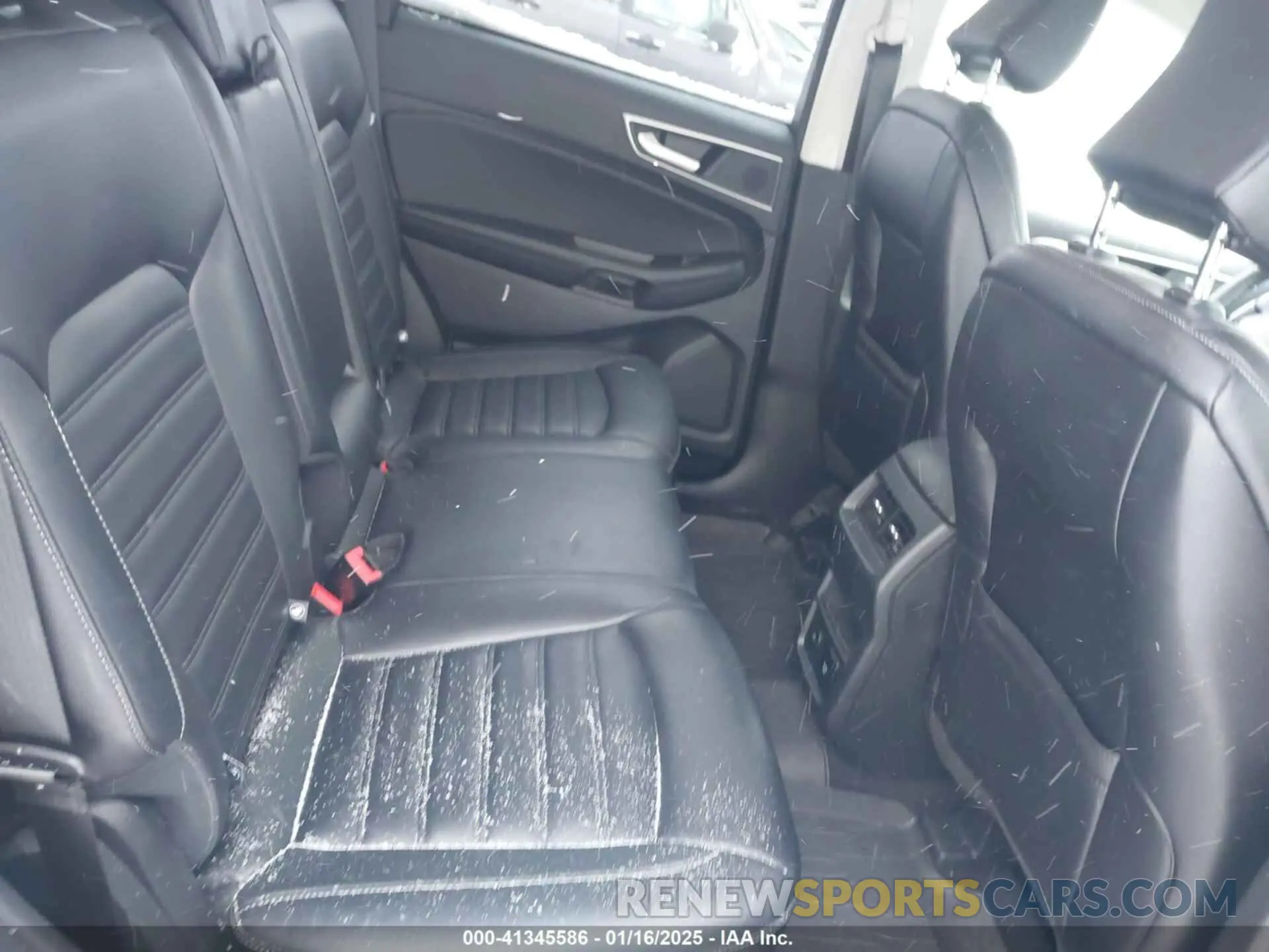 8 Photograph of a damaged car 2FMPK4J92PBA39528 FORD EDGE 2023
