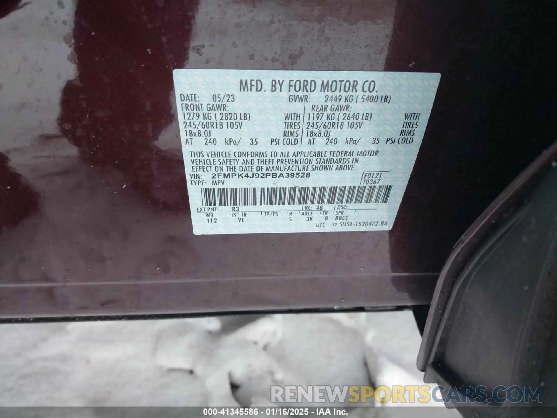 9 Photograph of a damaged car 2FMPK4J92PBA39528 FORD EDGE 2023
