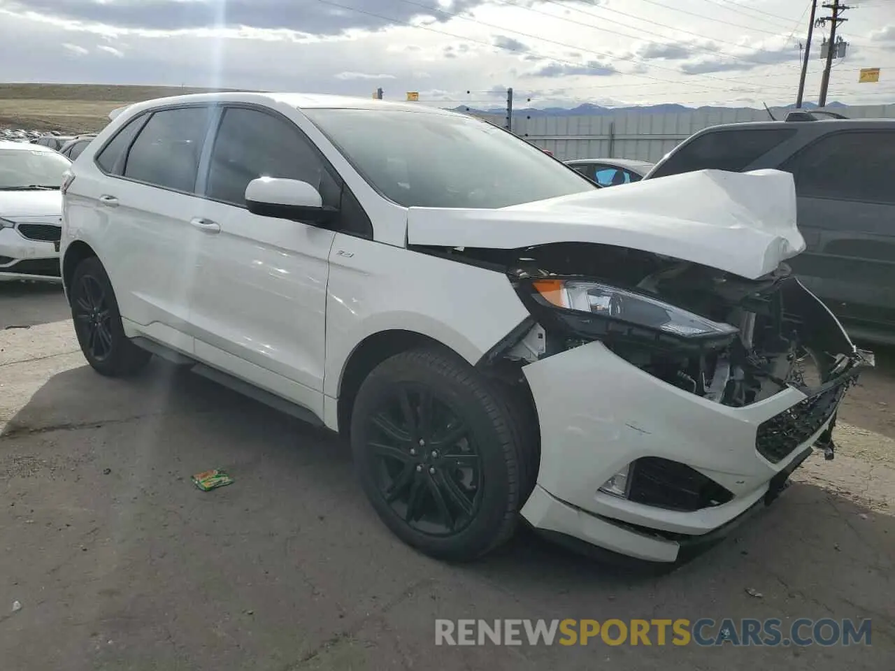4 Фотография поврежденного автомобиля 2FMPK4J93PBA13701 FORD EDGE 2023