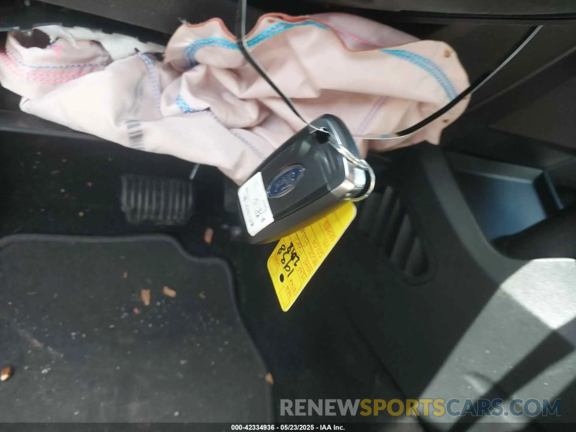11 Photograph of a damaged car 2FMPK4J93PBA22513 FORD EDGE 2023