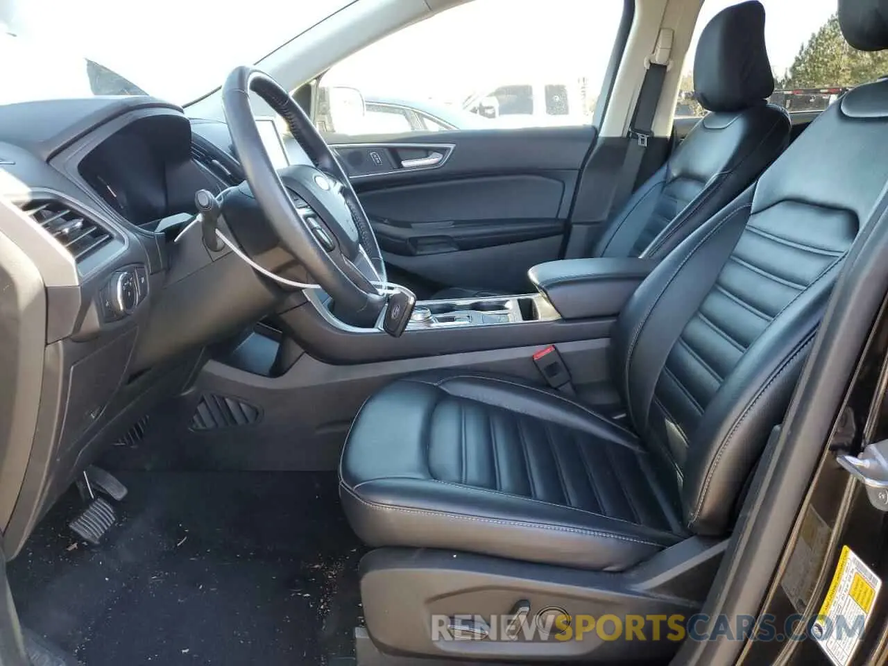 7 Photograph of a damaged car 2FMPK4J95PBA20990 FORD EDGE 2023