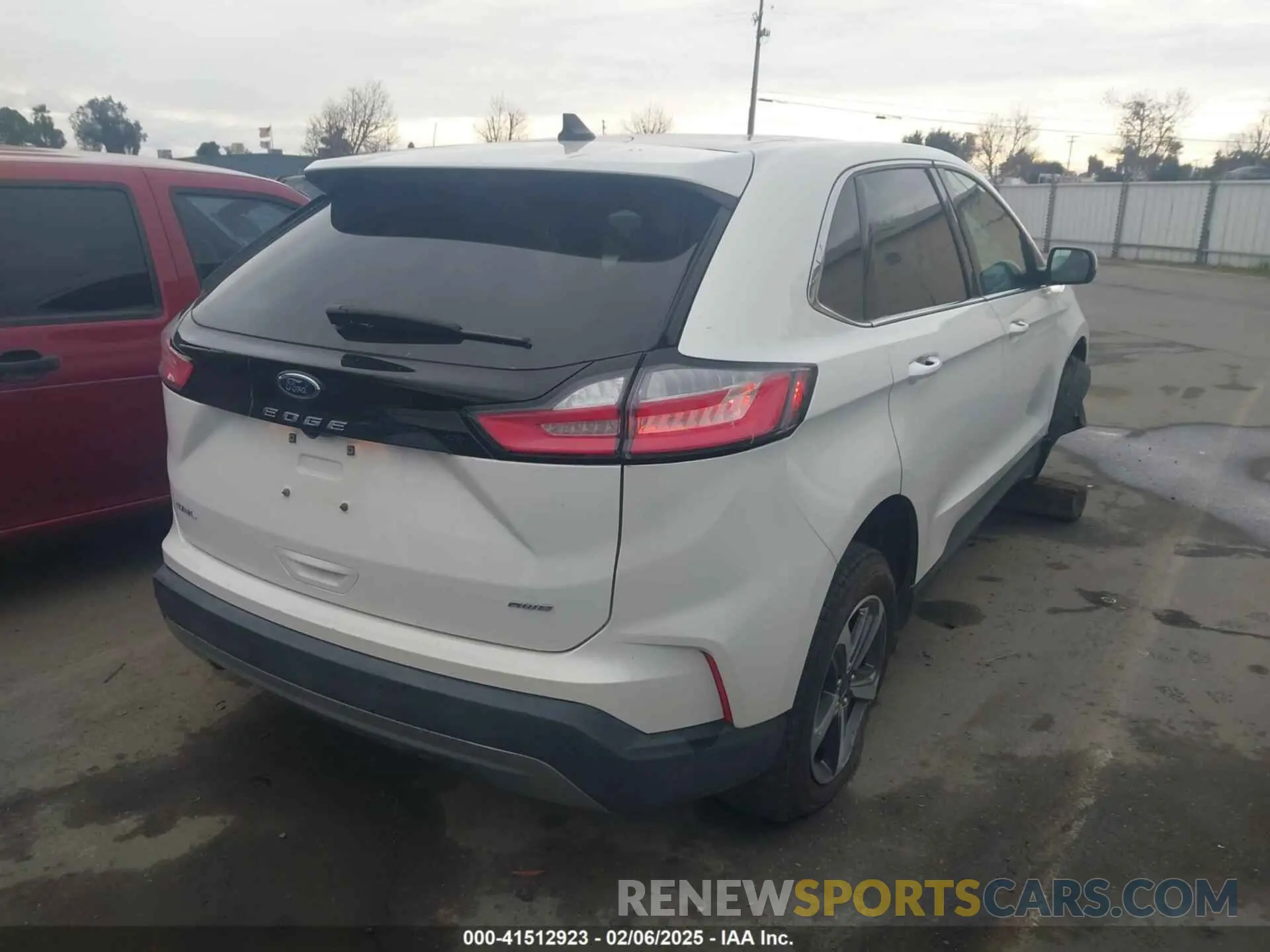 4 Фотография поврежденного автомобиля 2FMPK4J97PBA06136 FORD EDGE 2023