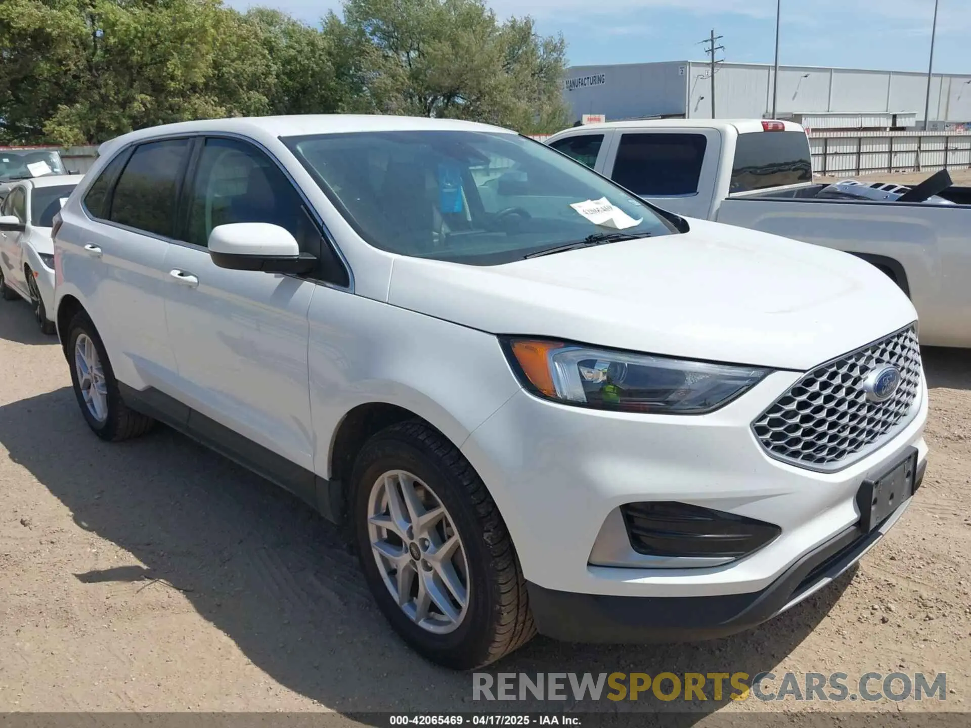 1 Фотография поврежденного автомобиля 2FMPK4J97PBA47706 FORD EDGE 2023