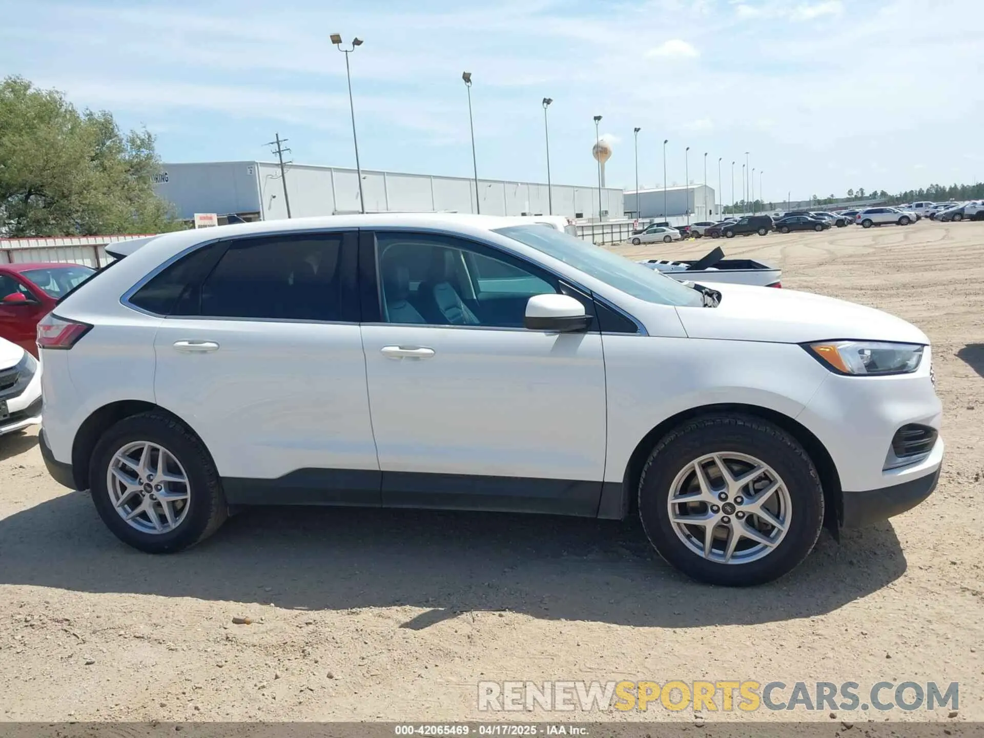14 Фотография поврежденного автомобиля 2FMPK4J97PBA47706 FORD EDGE 2023