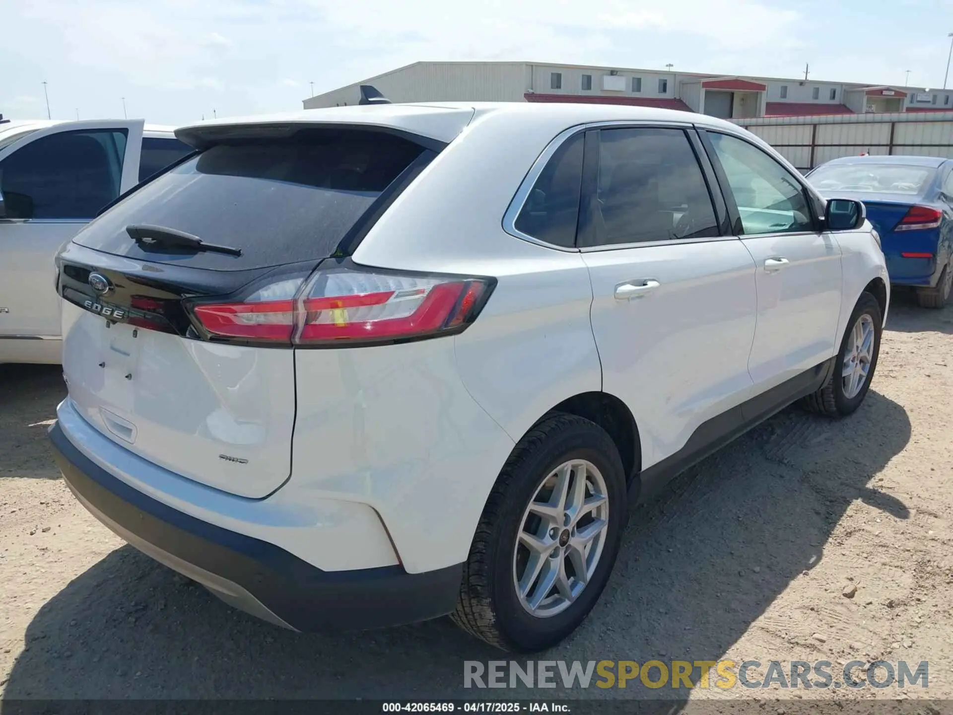 4 Фотография поврежденного автомобиля 2FMPK4J97PBA47706 FORD EDGE 2023