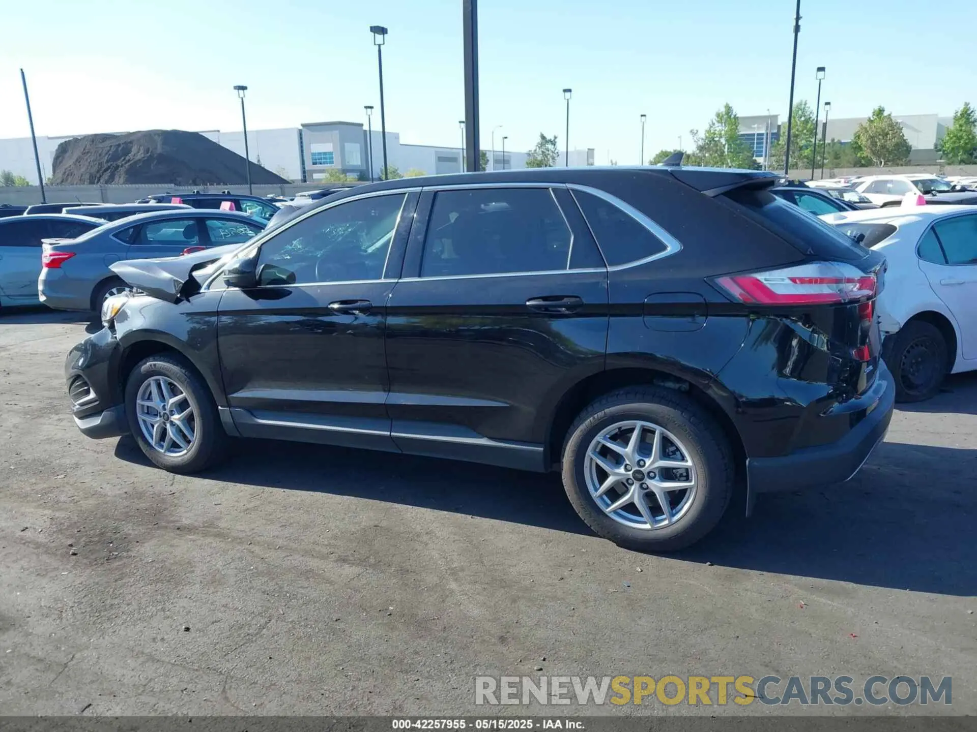 15 Photograph of a damaged car 2FMPK4J99PBA46959 FORD EDGE 2023