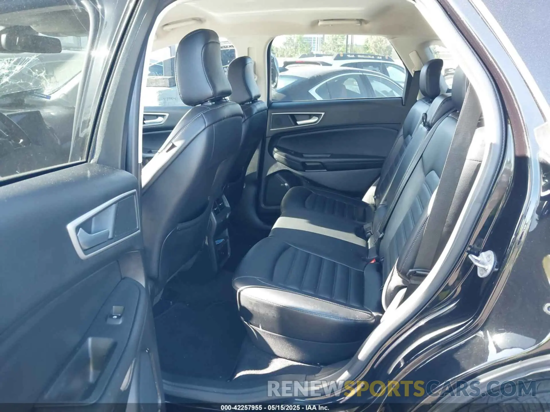 8 Photograph of a damaged car 2FMPK4J99PBA46959 FORD EDGE 2023