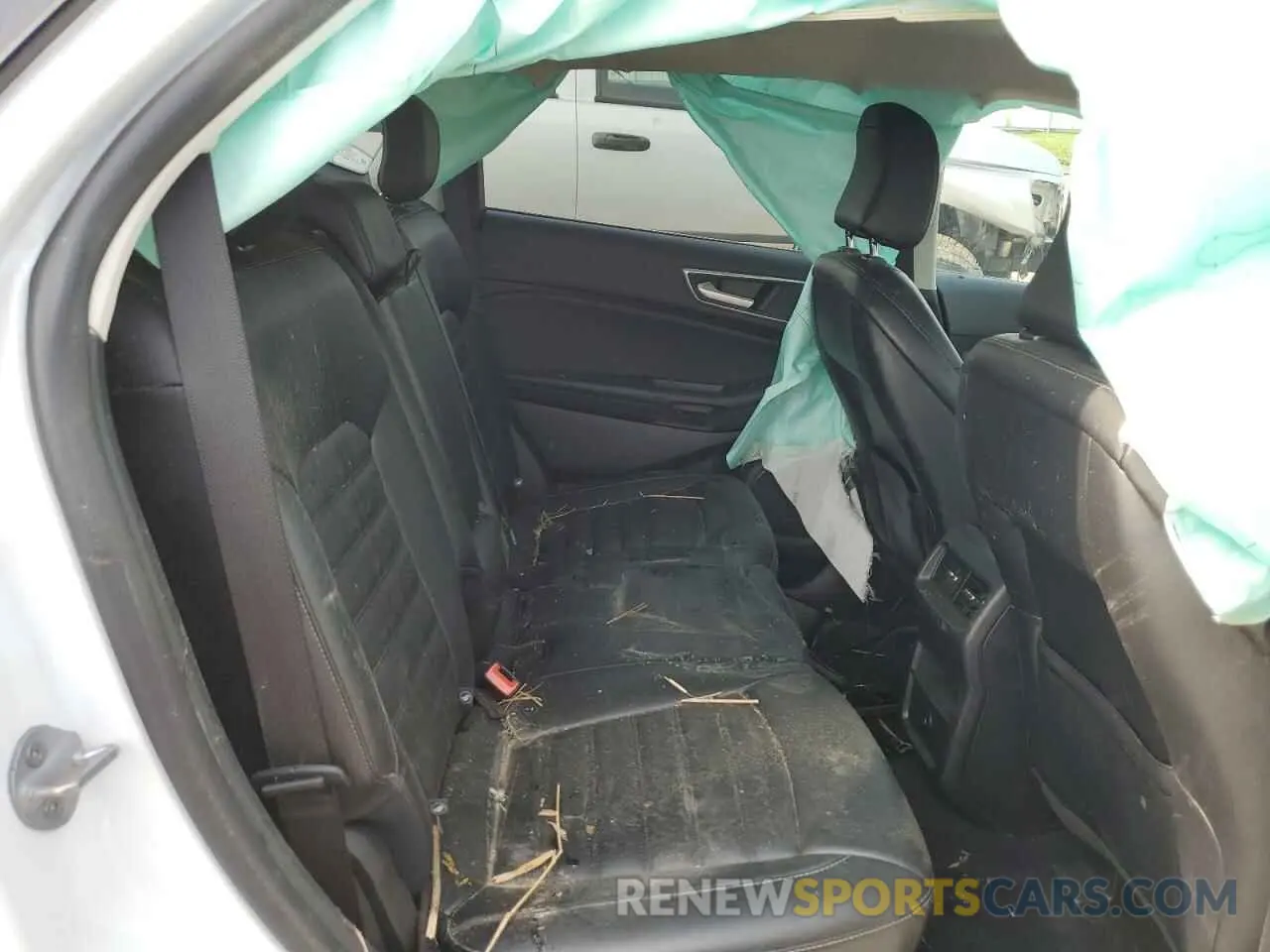 10 Photograph of a damaged car 2FMPK4J9XPBA14635 FORD EDGE 2023